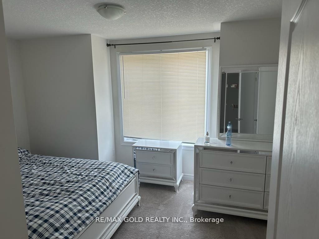 763 Linden Drive 67 Property Photo 14