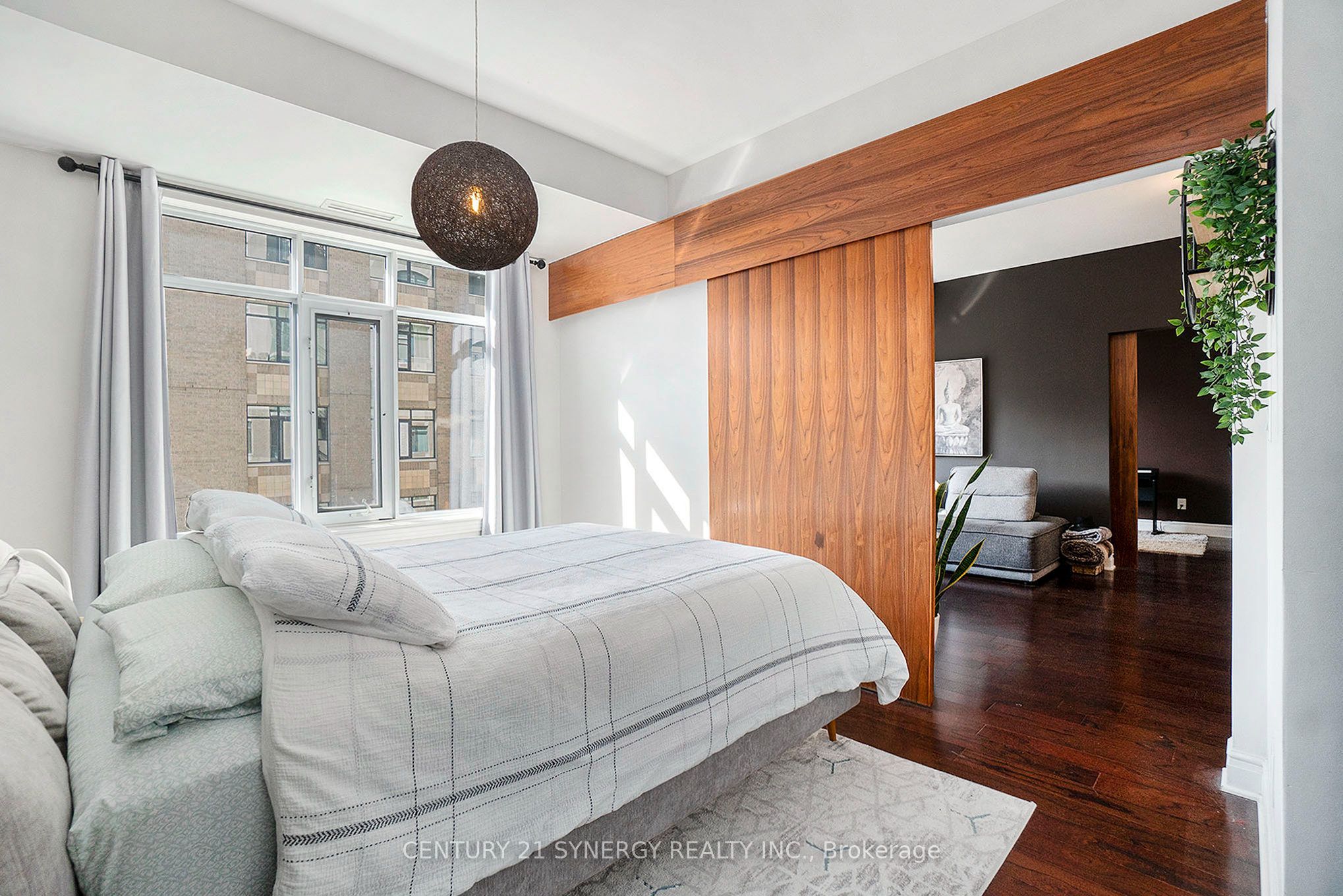 85 Bronson Avenue 1105 Property Photo 18