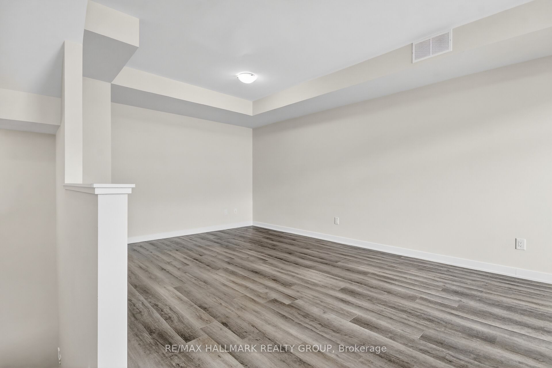 402 Jewelwing Private Property Photo 6