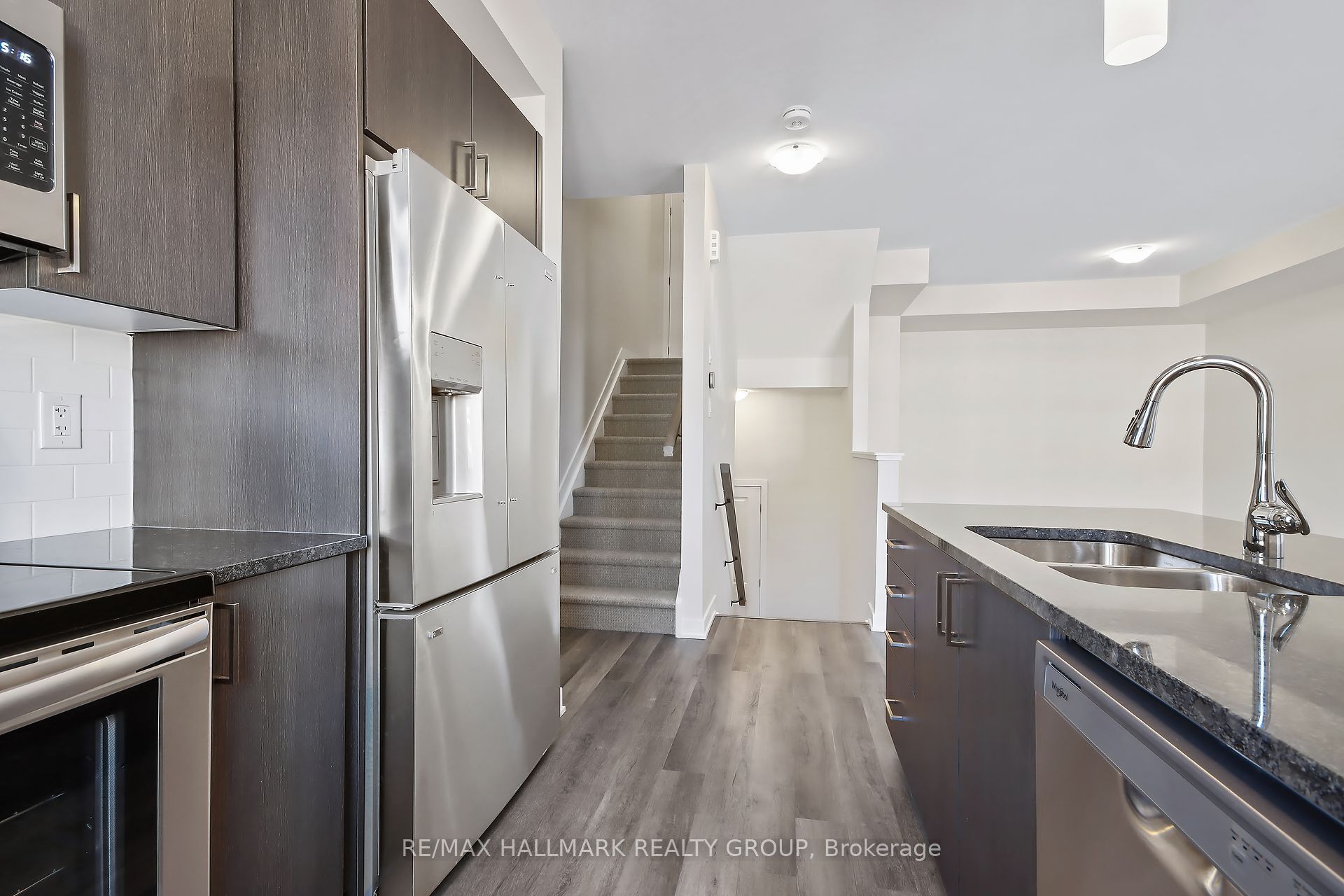 402 Jewelwing Private Property Photo 19