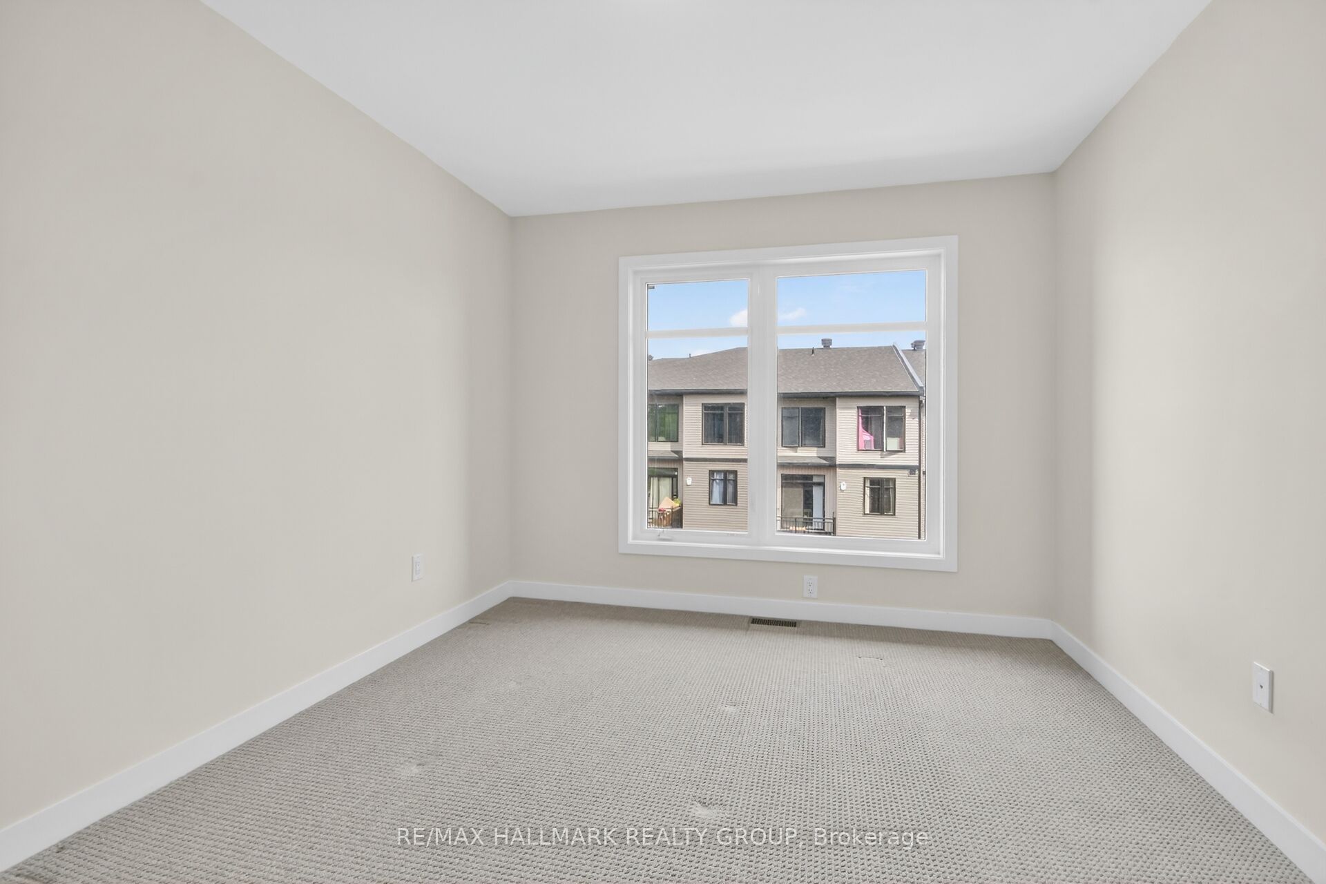 402 Jewelwing Private Property Photo 26