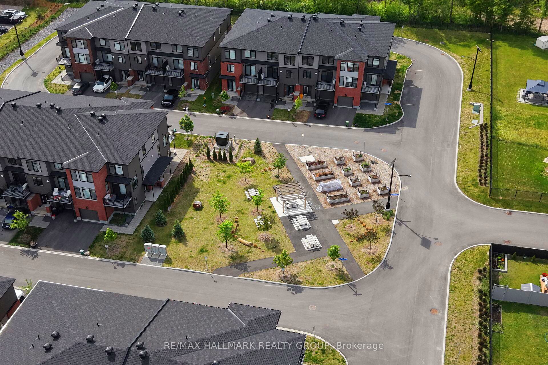 402 Jewelwing Private Property Photo 43