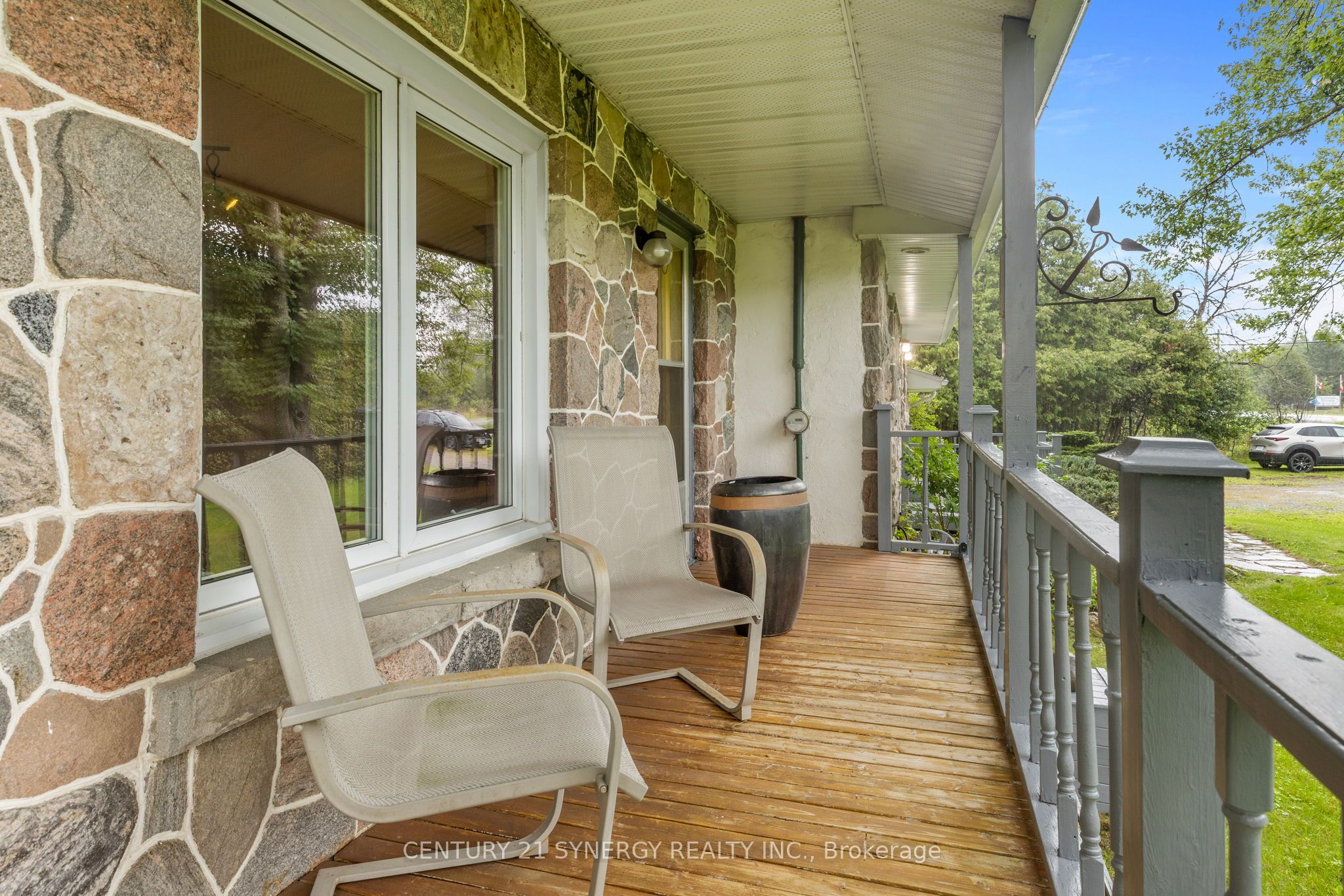8567 Franktown Road Property Photo 3