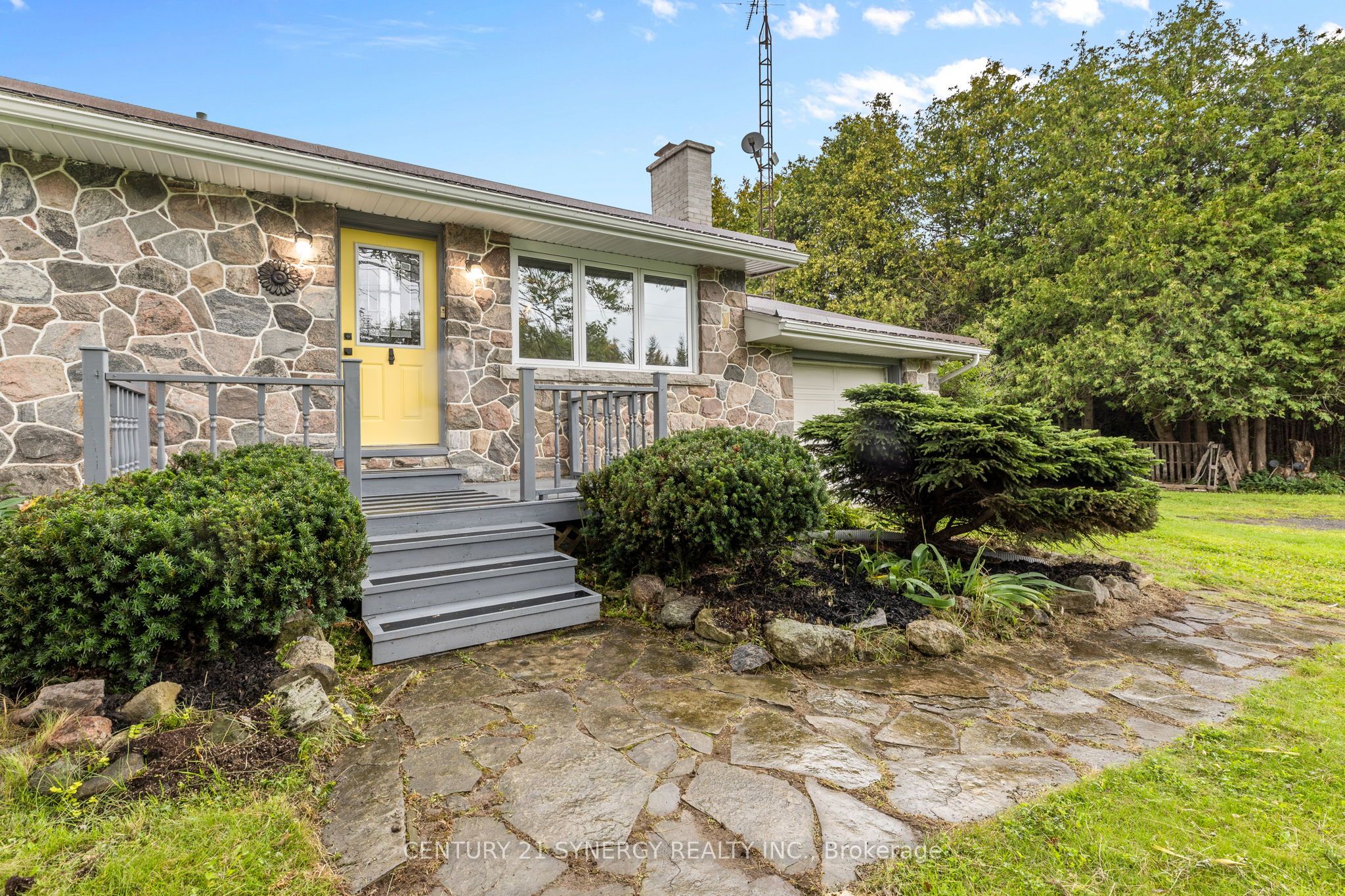 8567 Franktown Road Property Photo 4