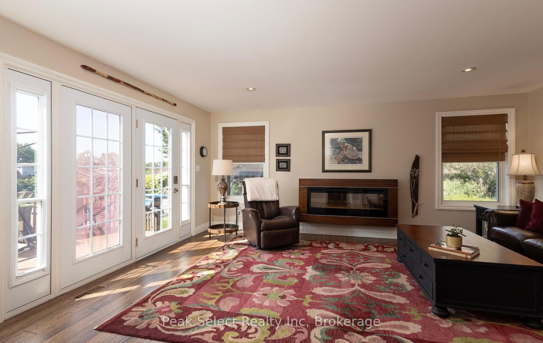 318 Elizabeth Street Property Photo 17