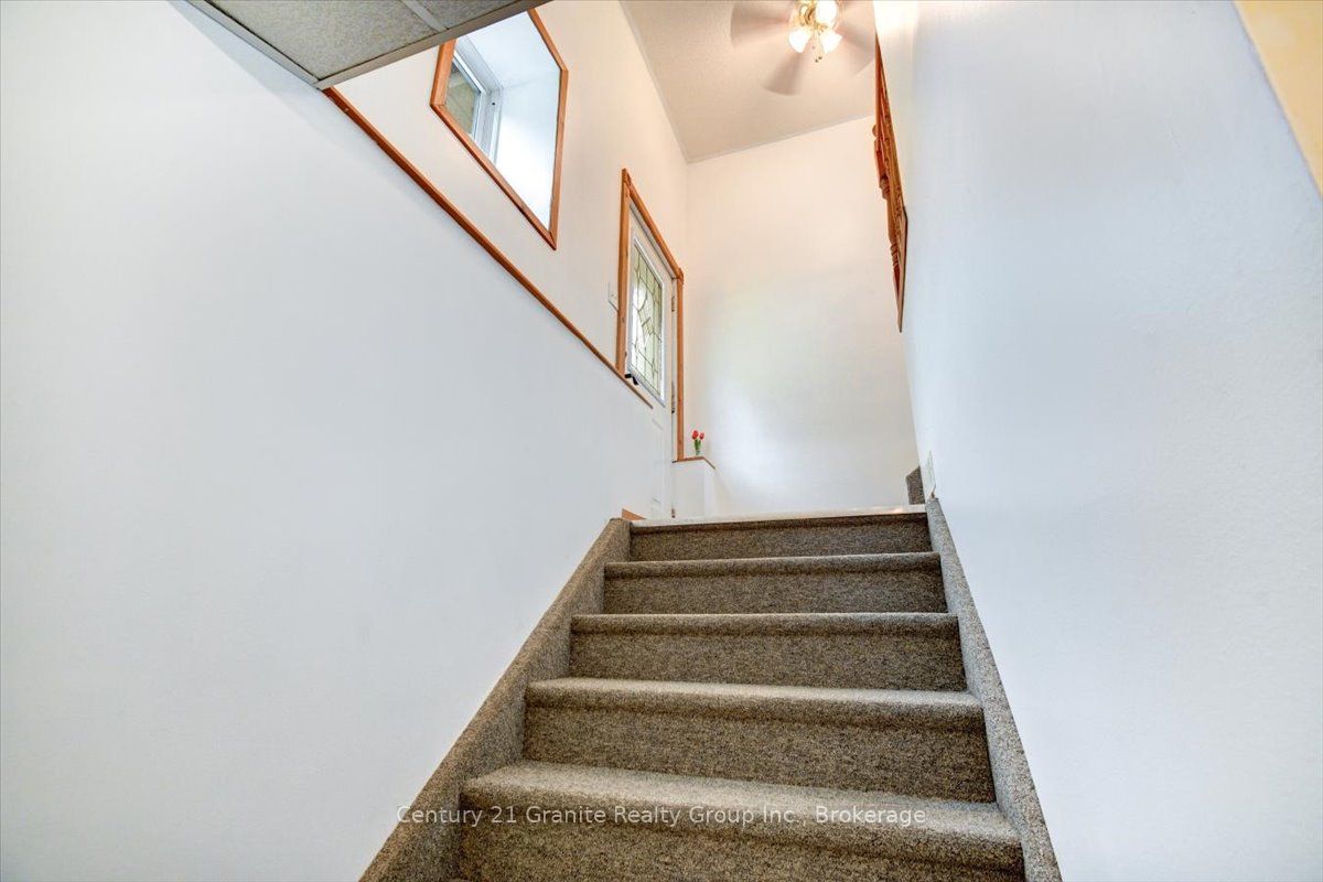 66 Hastings Street S Property Photo 21