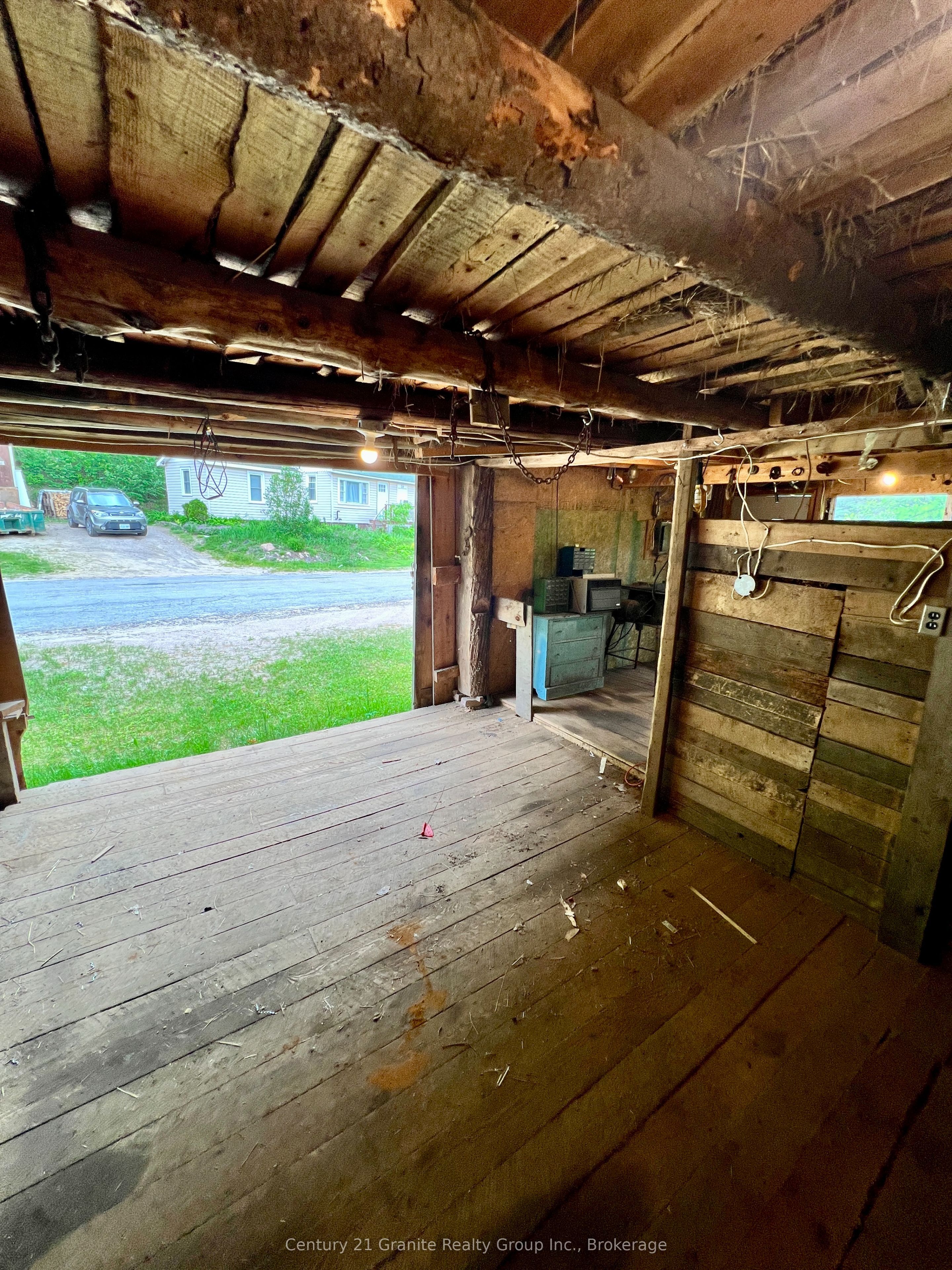 66 Hastings Street S Property Photo 41
