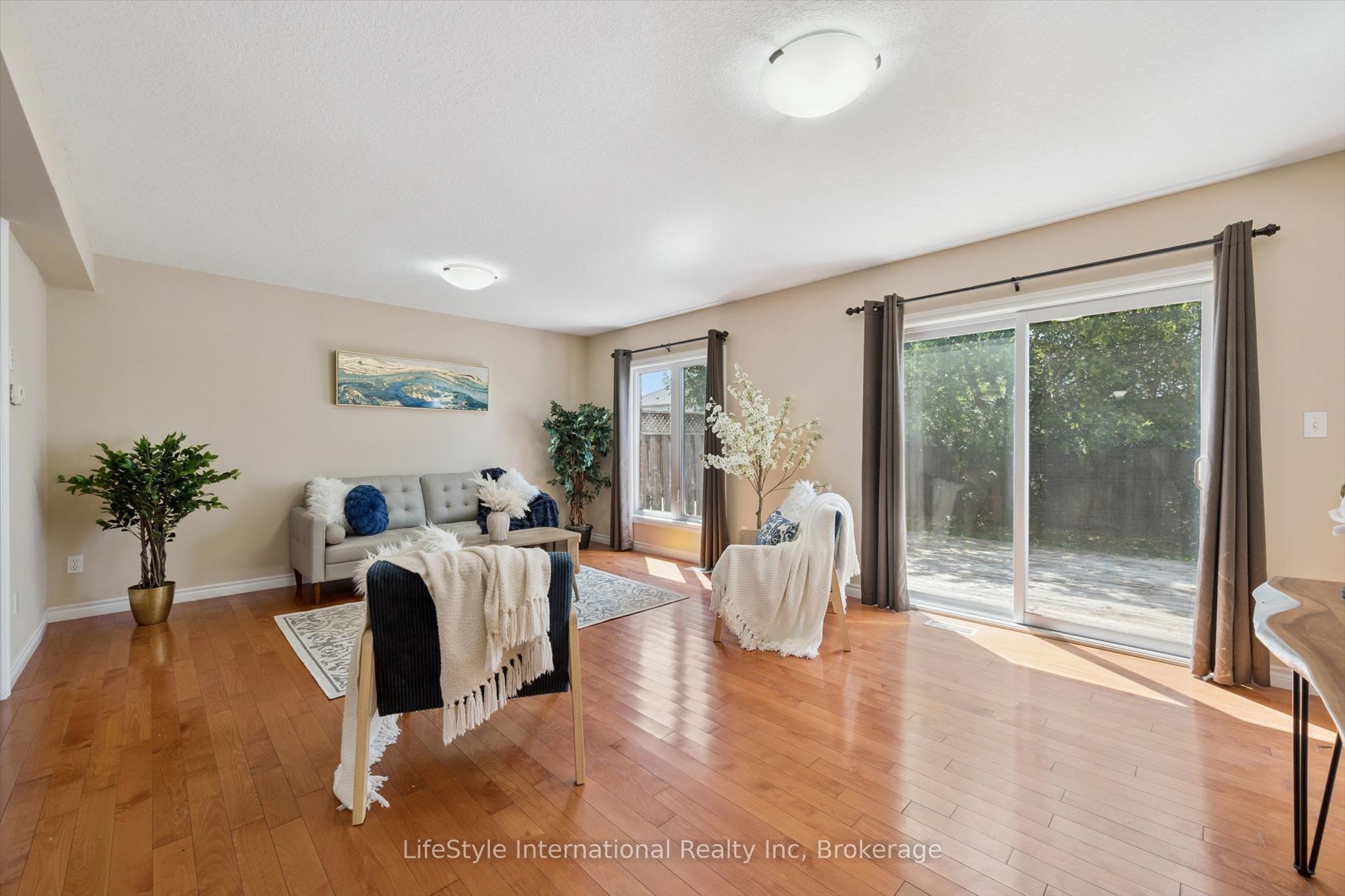 47 Hasler Crescent Property Photo 7