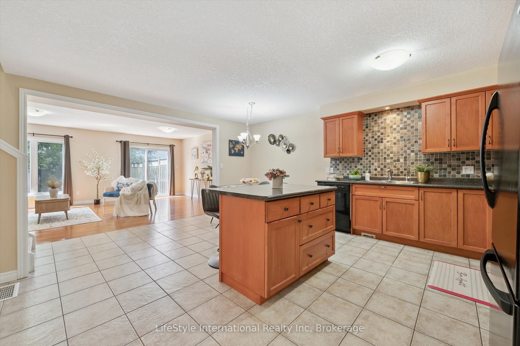47 Hasler Crescent Property Photo 15