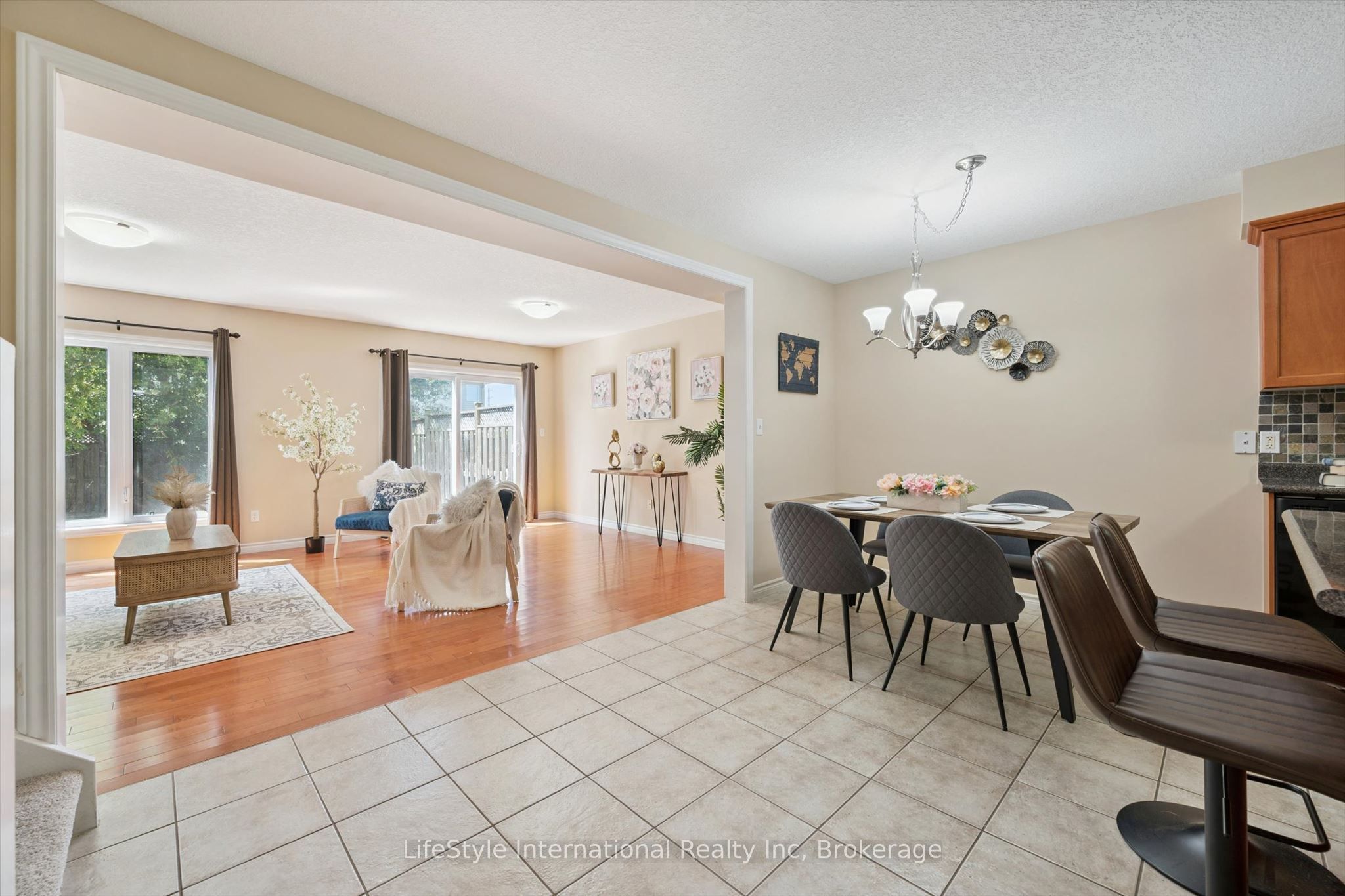 47 Hasler Crescent Property Photo 17