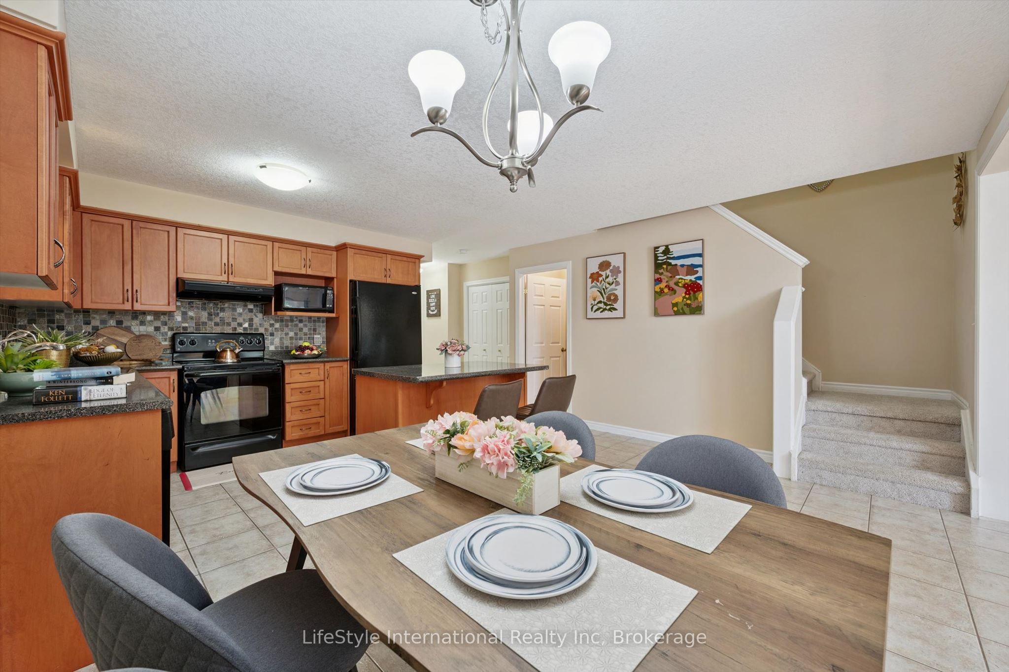 47 Hasler Crescent Property Photo 19