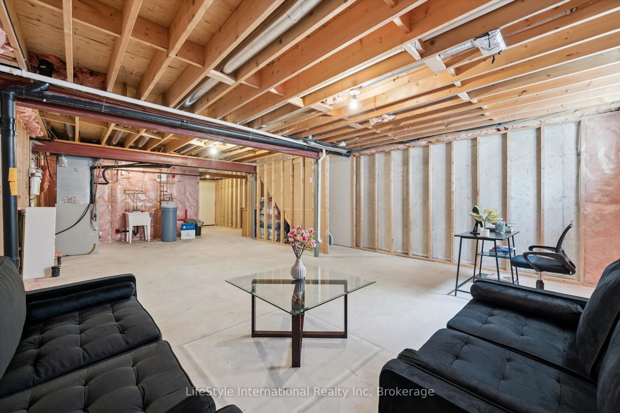 47 Hasler Crescent Property Photo 34