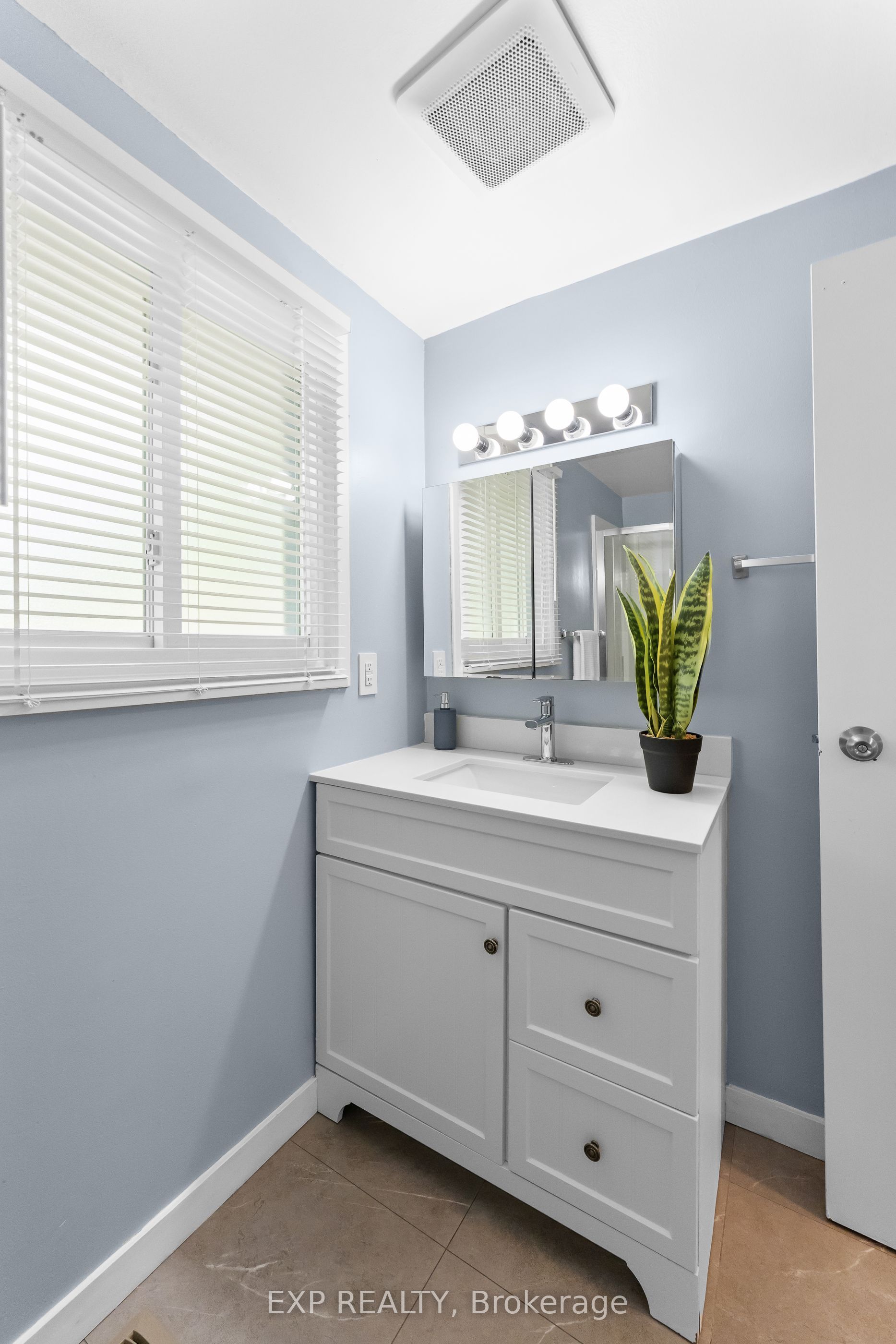 3322 Addison Avenue 10 Property Photo 20