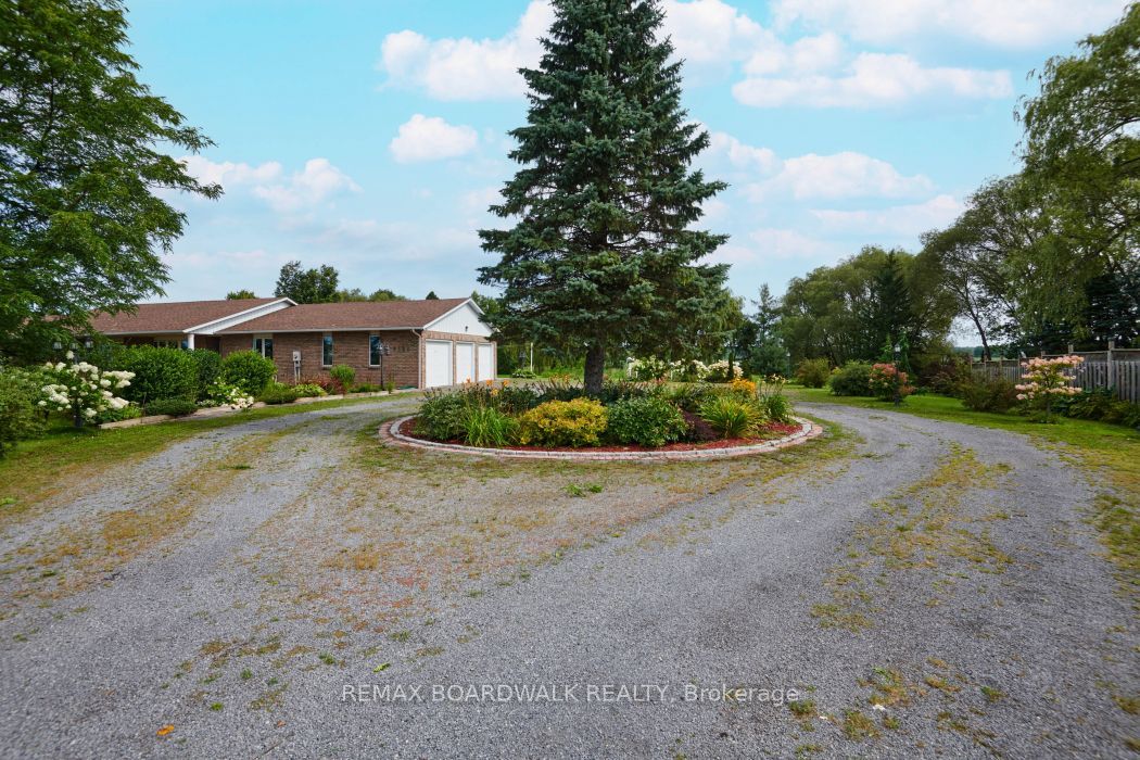 3382 Carp Road Property Photo 3