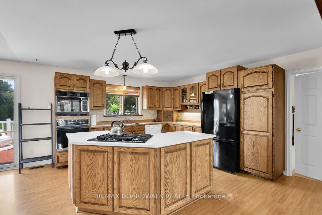 3382 Carp Road Property Photo 12