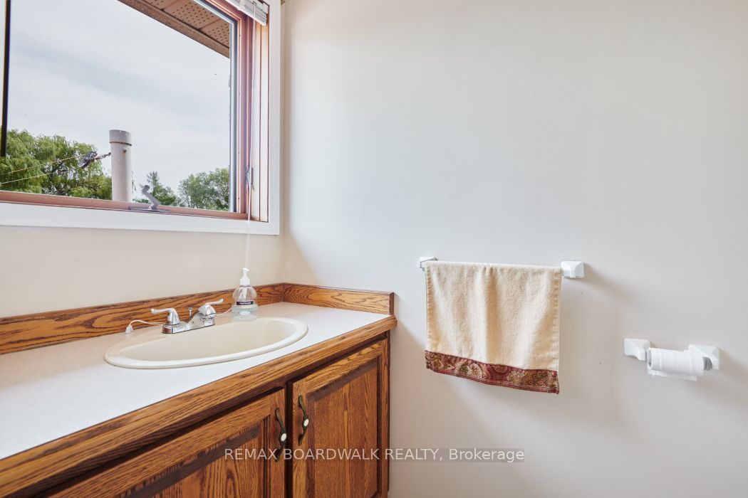 3382 Carp Road Property Photo 17