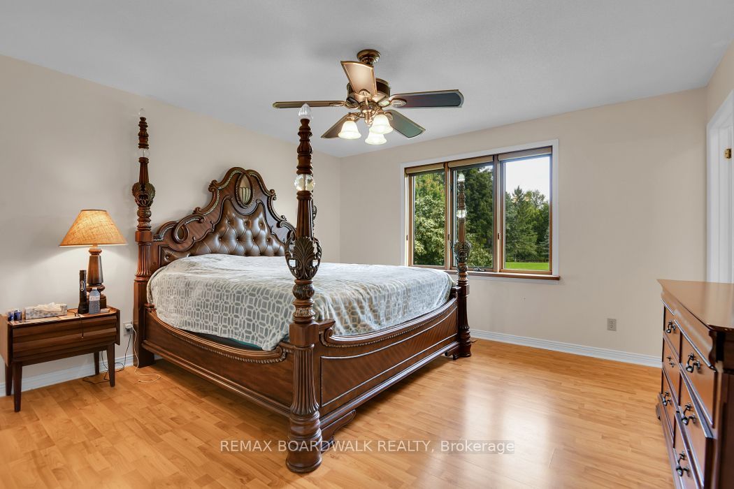 3382 Carp Road Property Photo 18