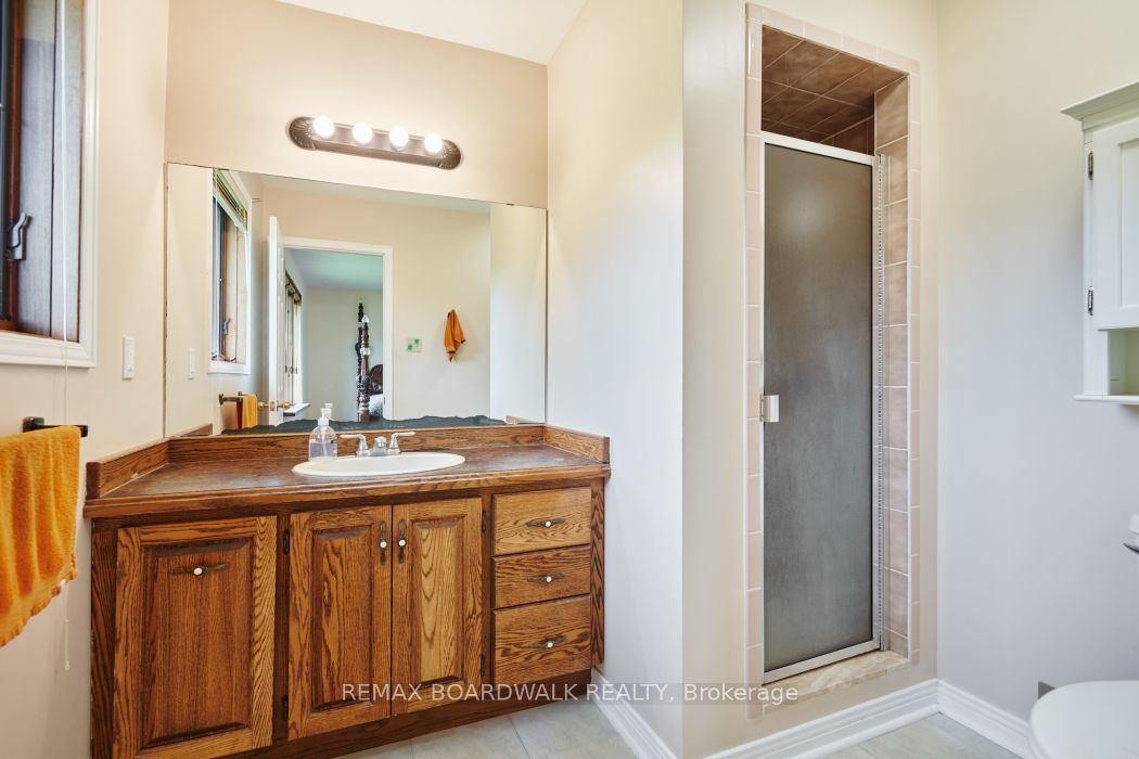 3382 Carp Road Property Photo 19