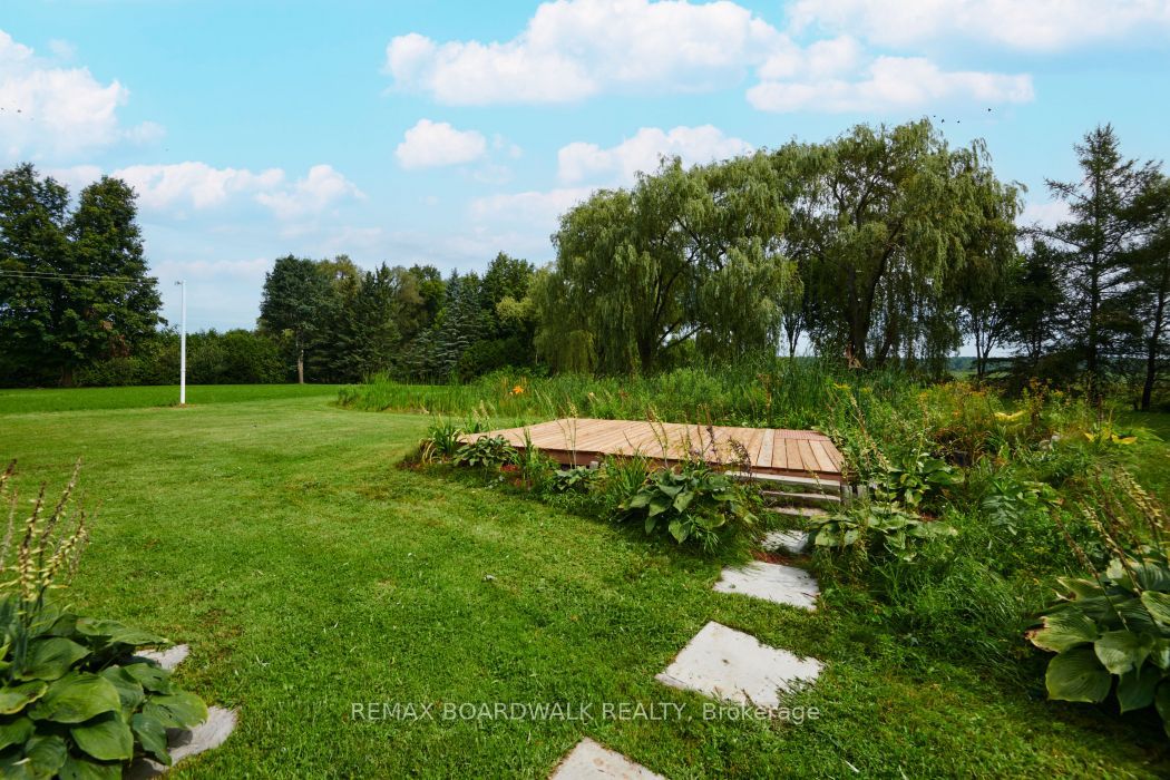 3382 Carp Road Property Photo 33