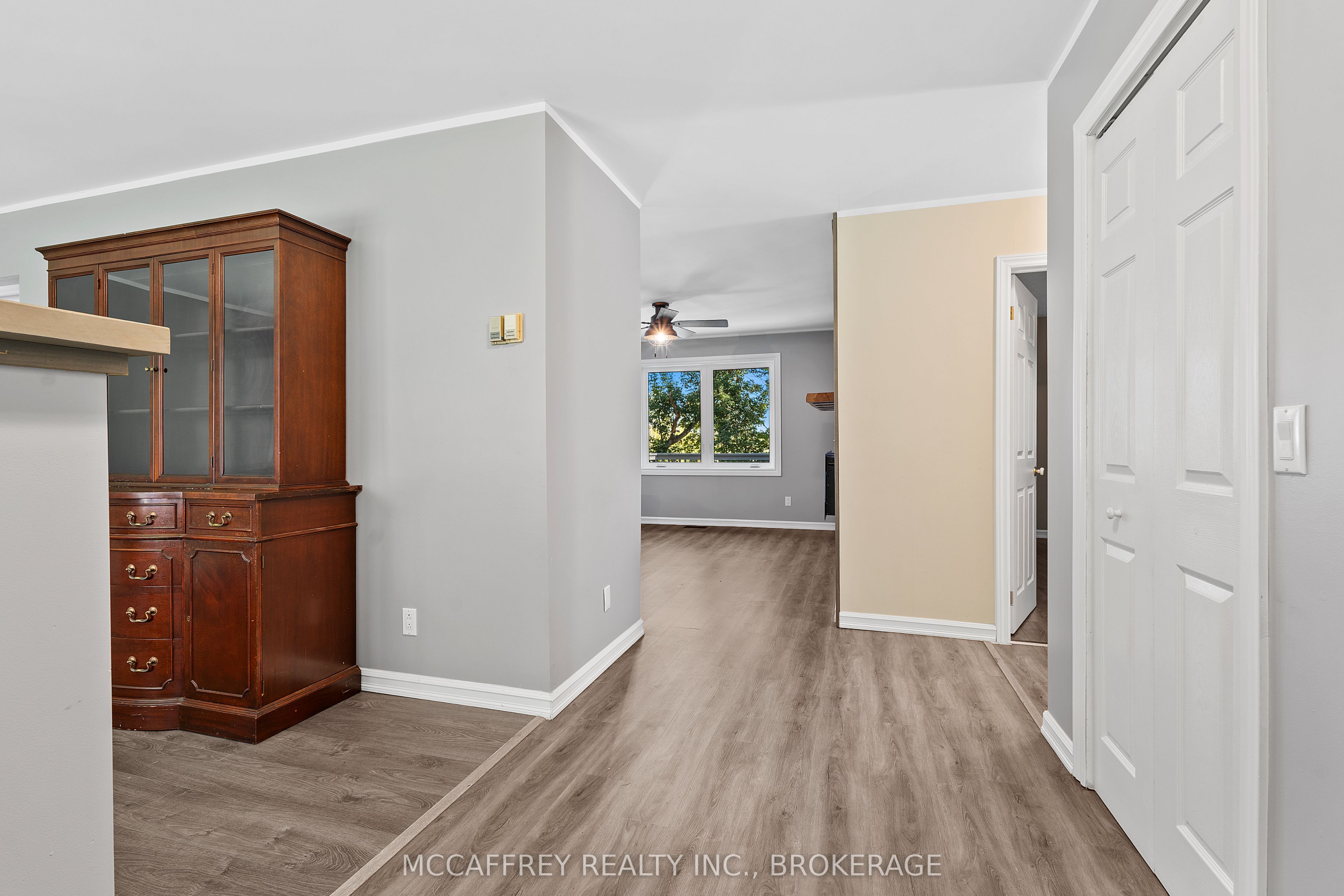 51 Luffman Road Property Photo 7