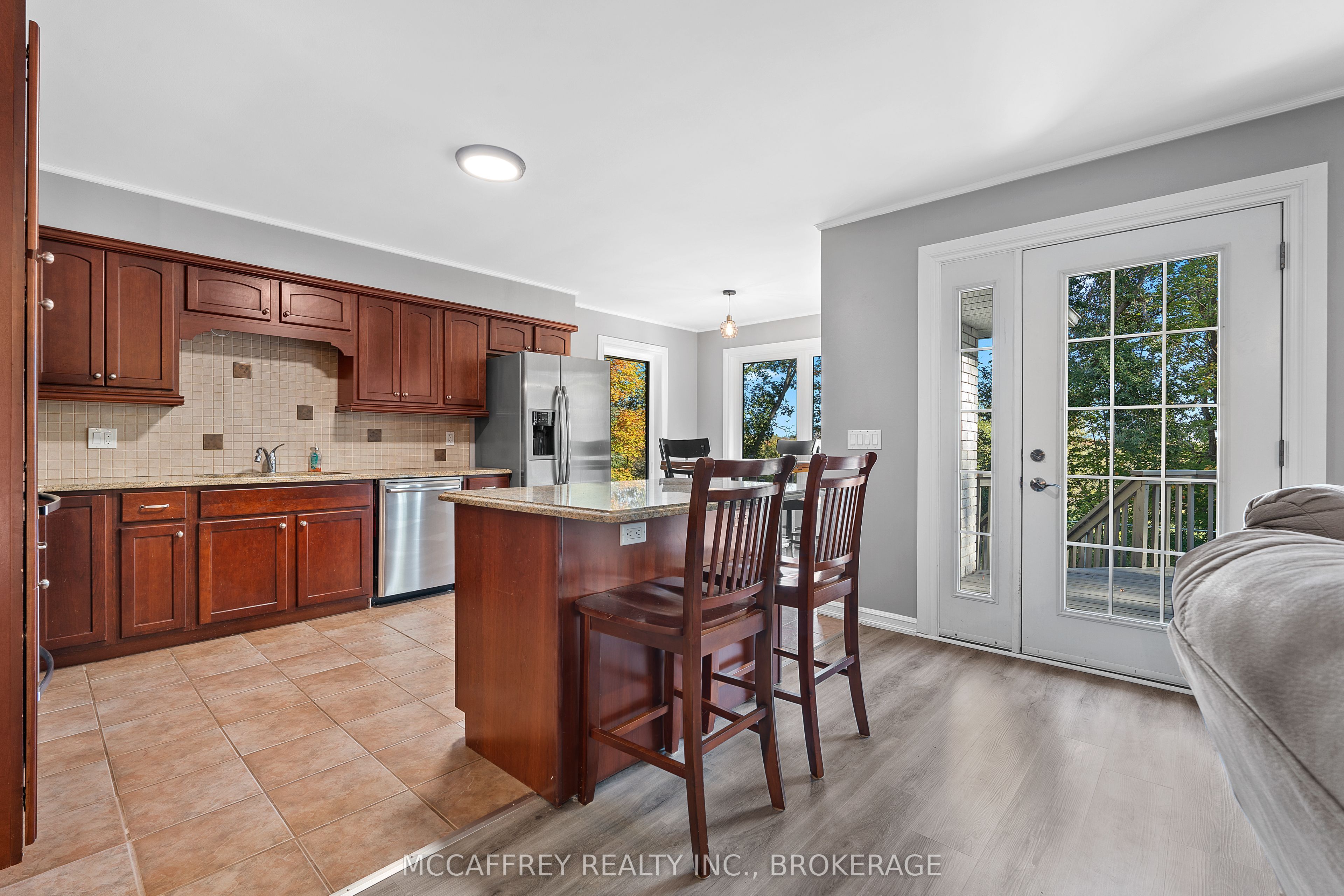 51 Luffman Road Property Photo 13