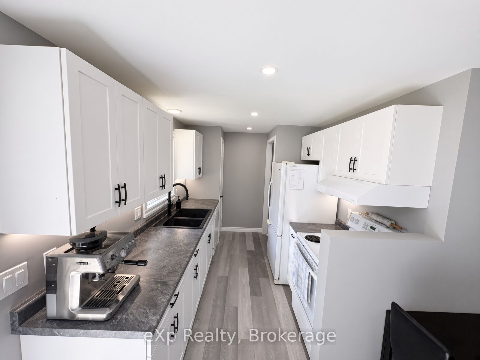 23 Valleyside Drive Property Photo 9