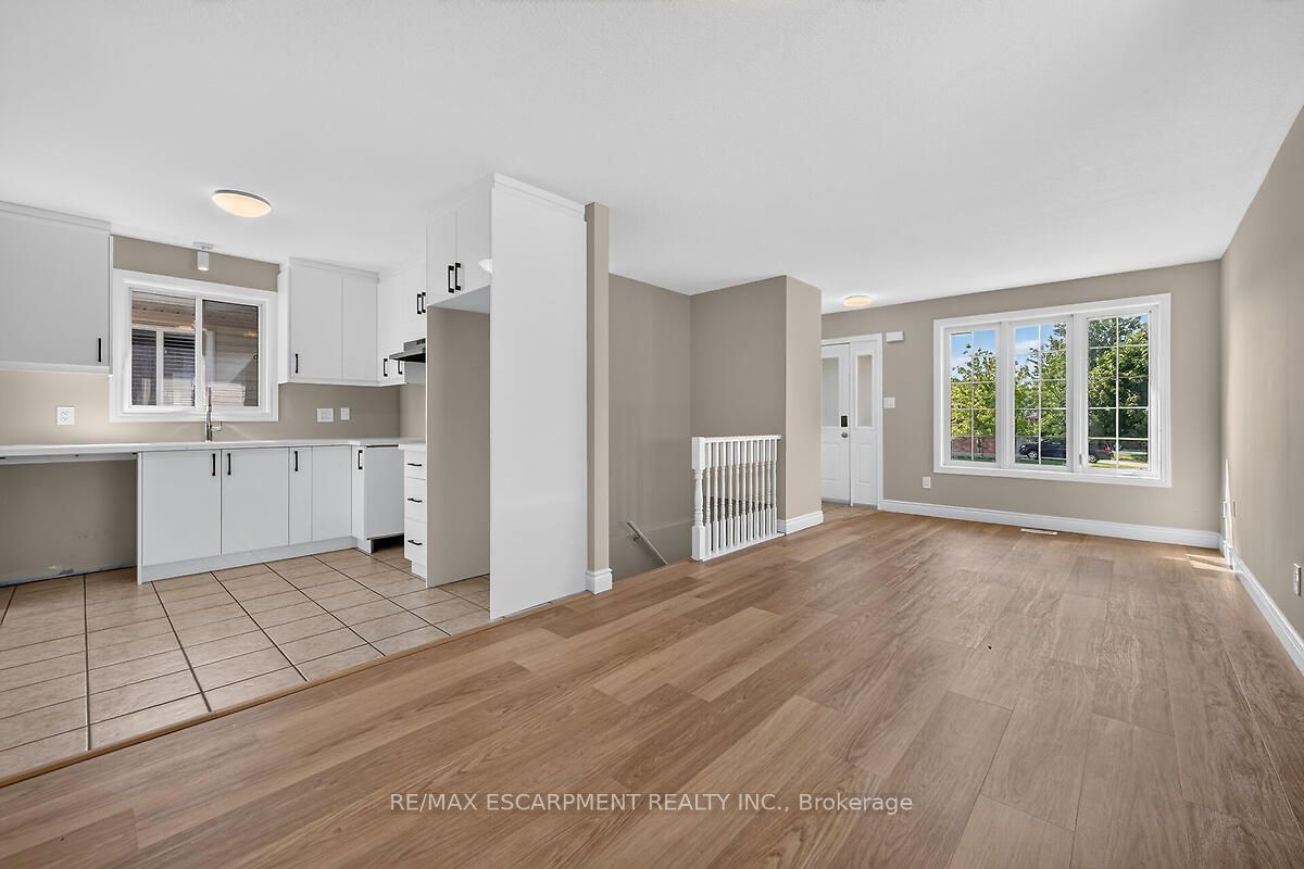 83 Marion Street Property Photo 10