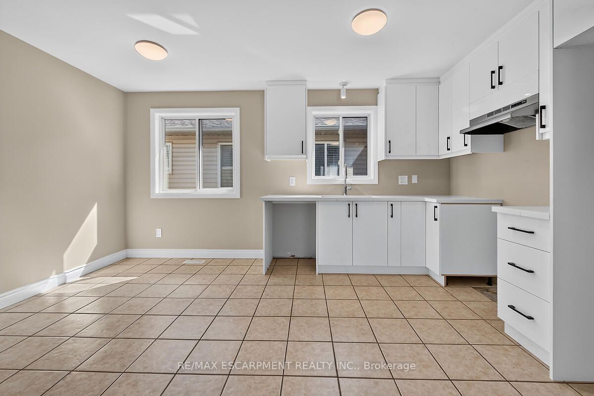 83 Marion Street Property Photo 12