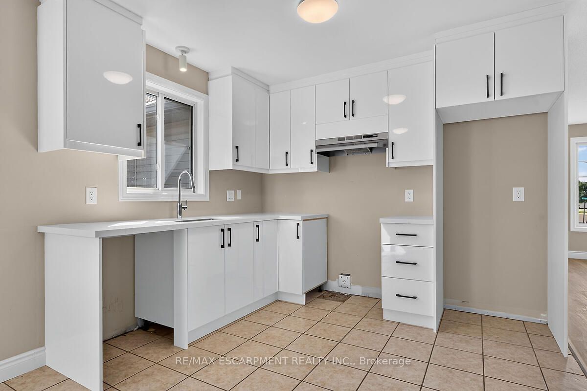 83 Marion Street Property Photo 14