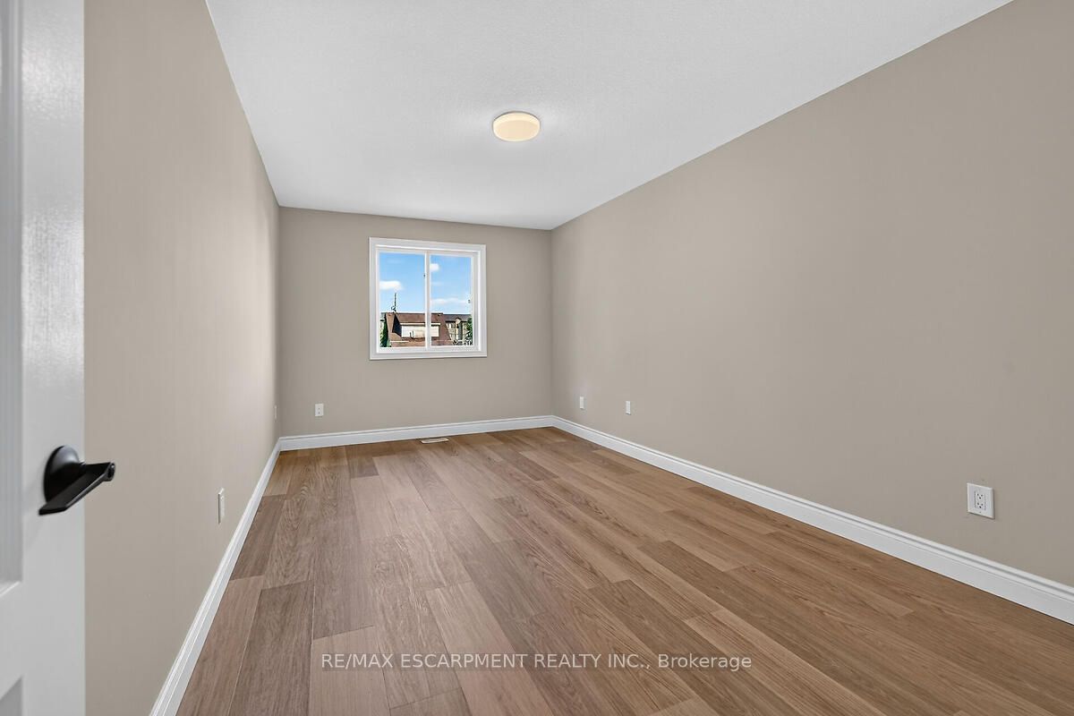 83 Marion Street Property Photo 23