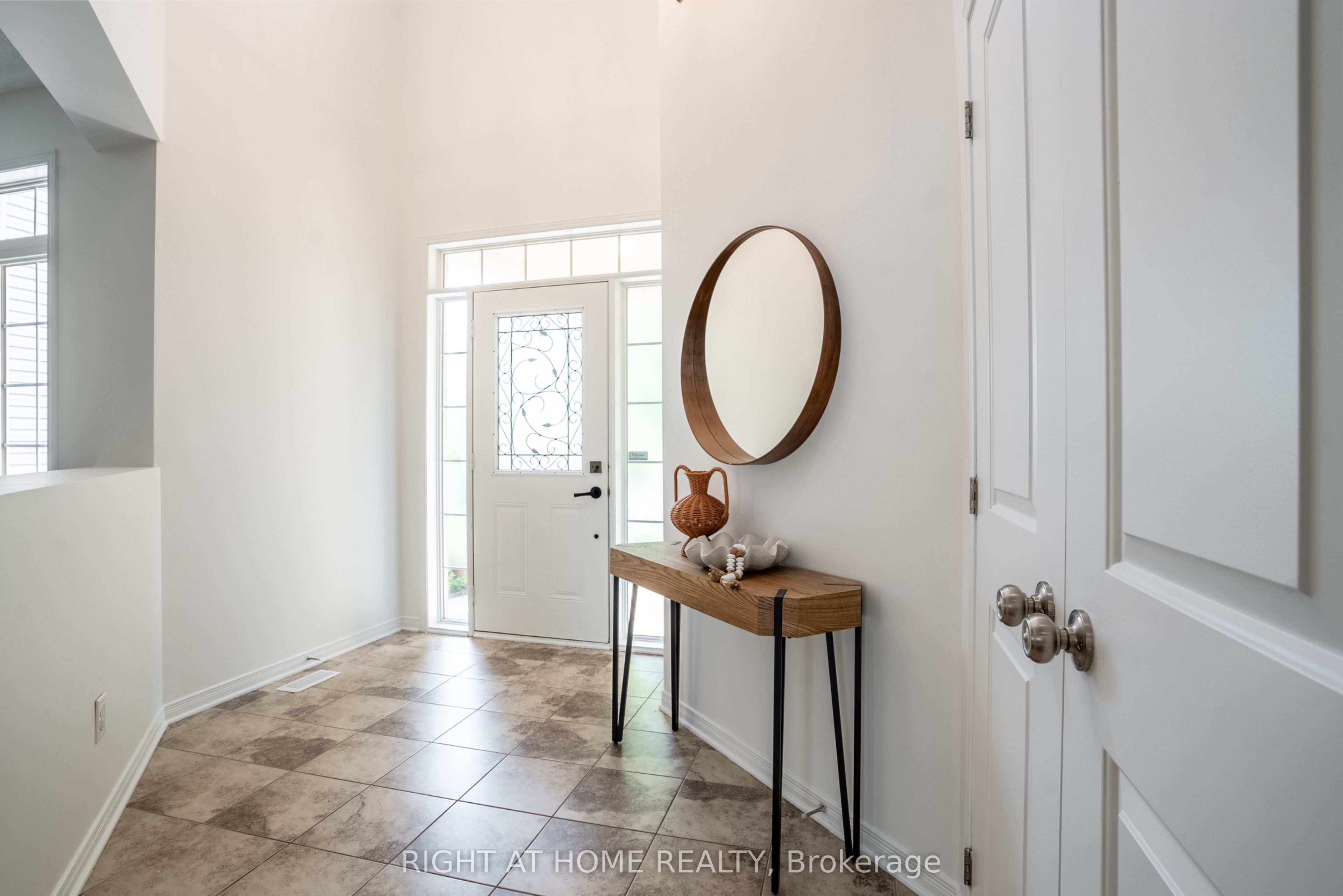 106 Sunita Crescent Property Photo 3