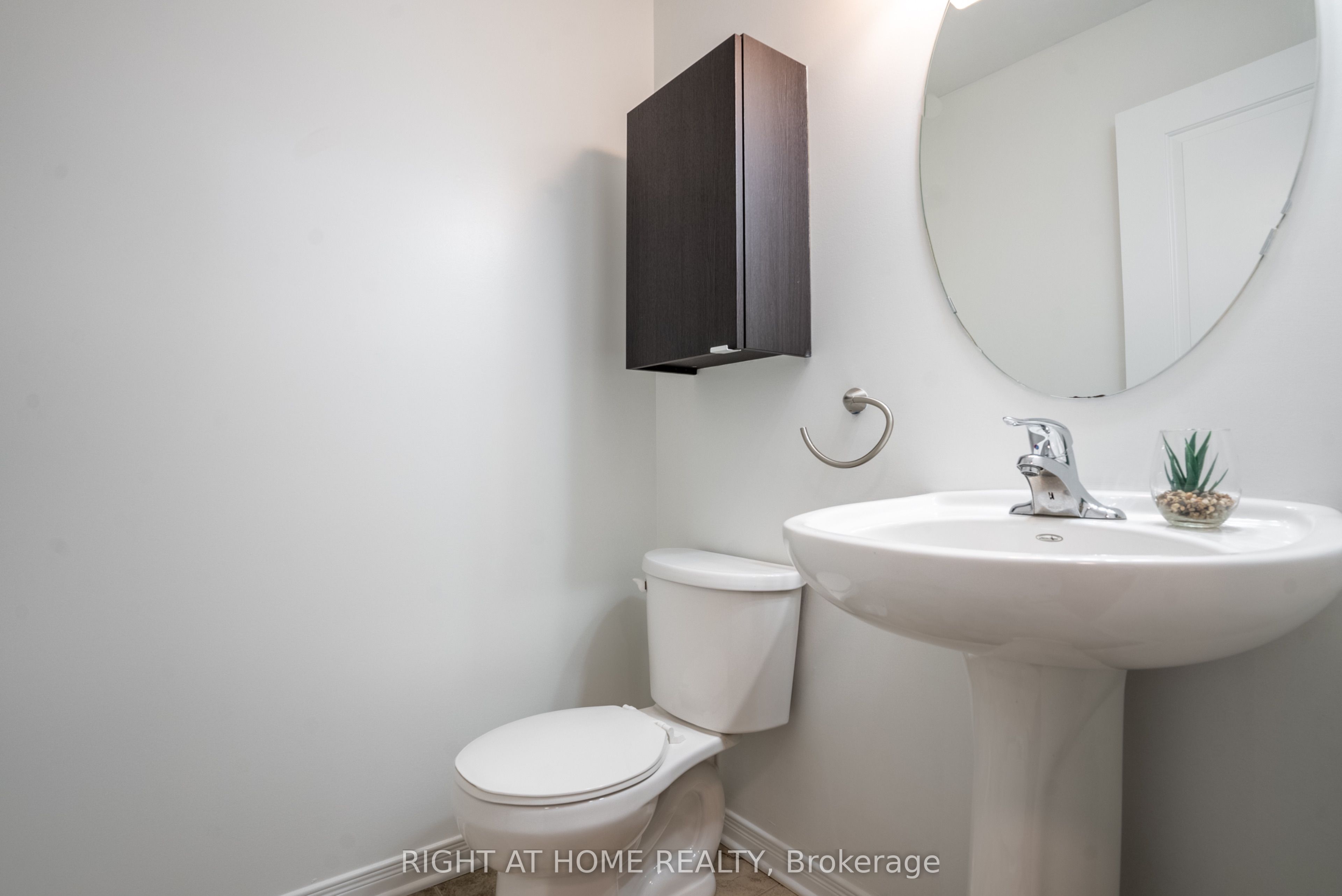 106 Sunita Crescent Property Photo 12