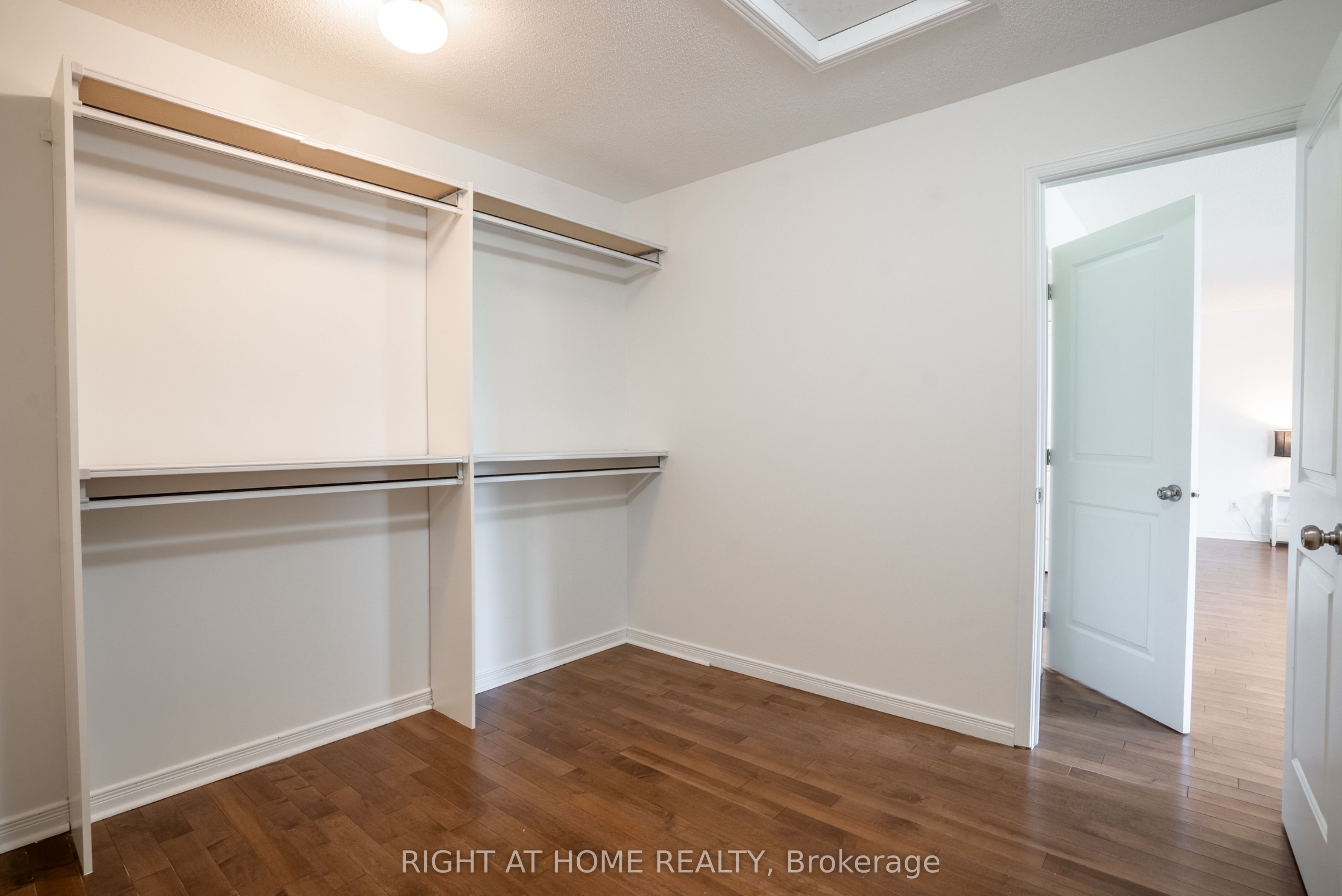 106 Sunita Crescent Property Photo 28