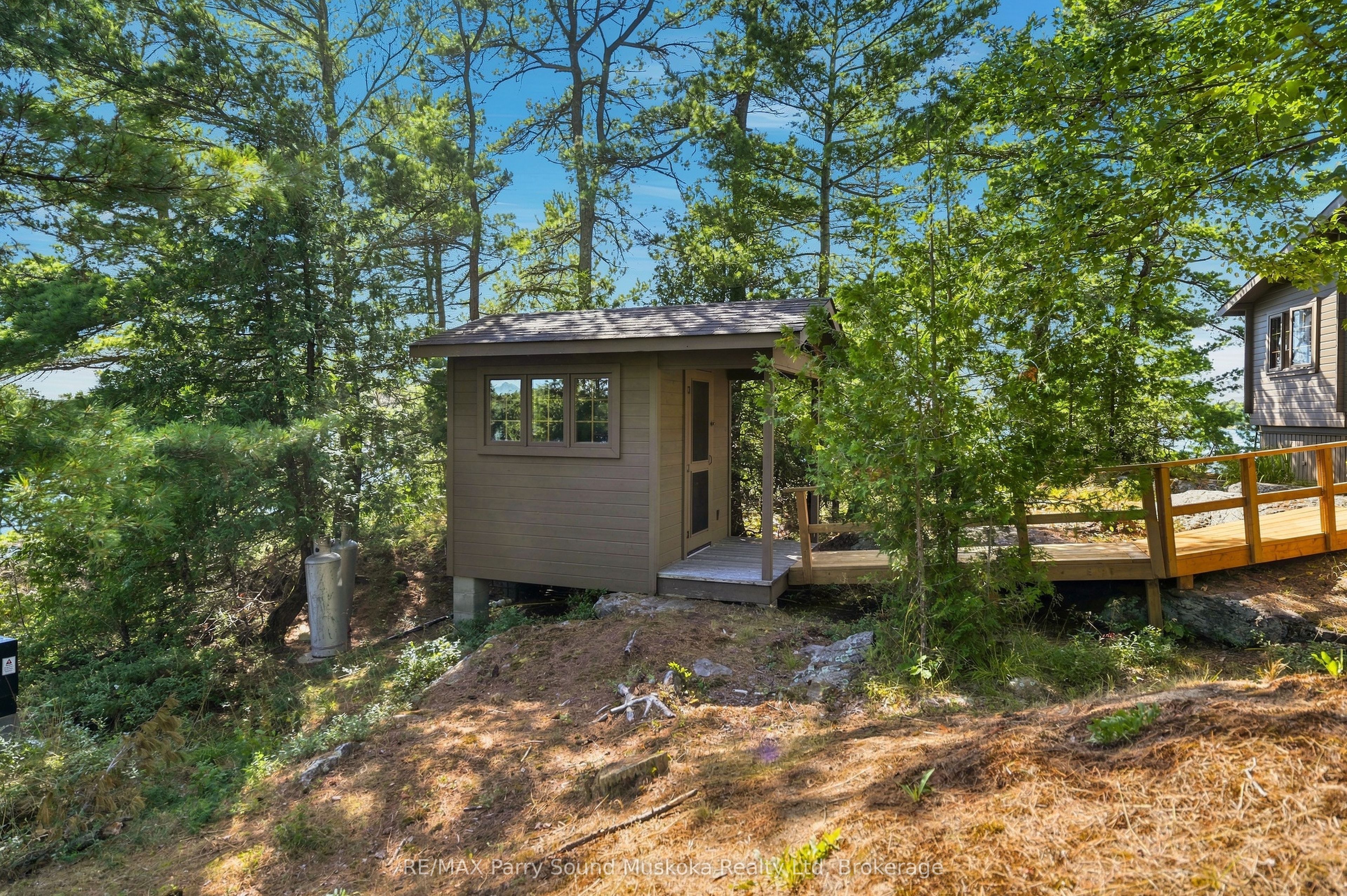 87 Island Island Property Photo 37