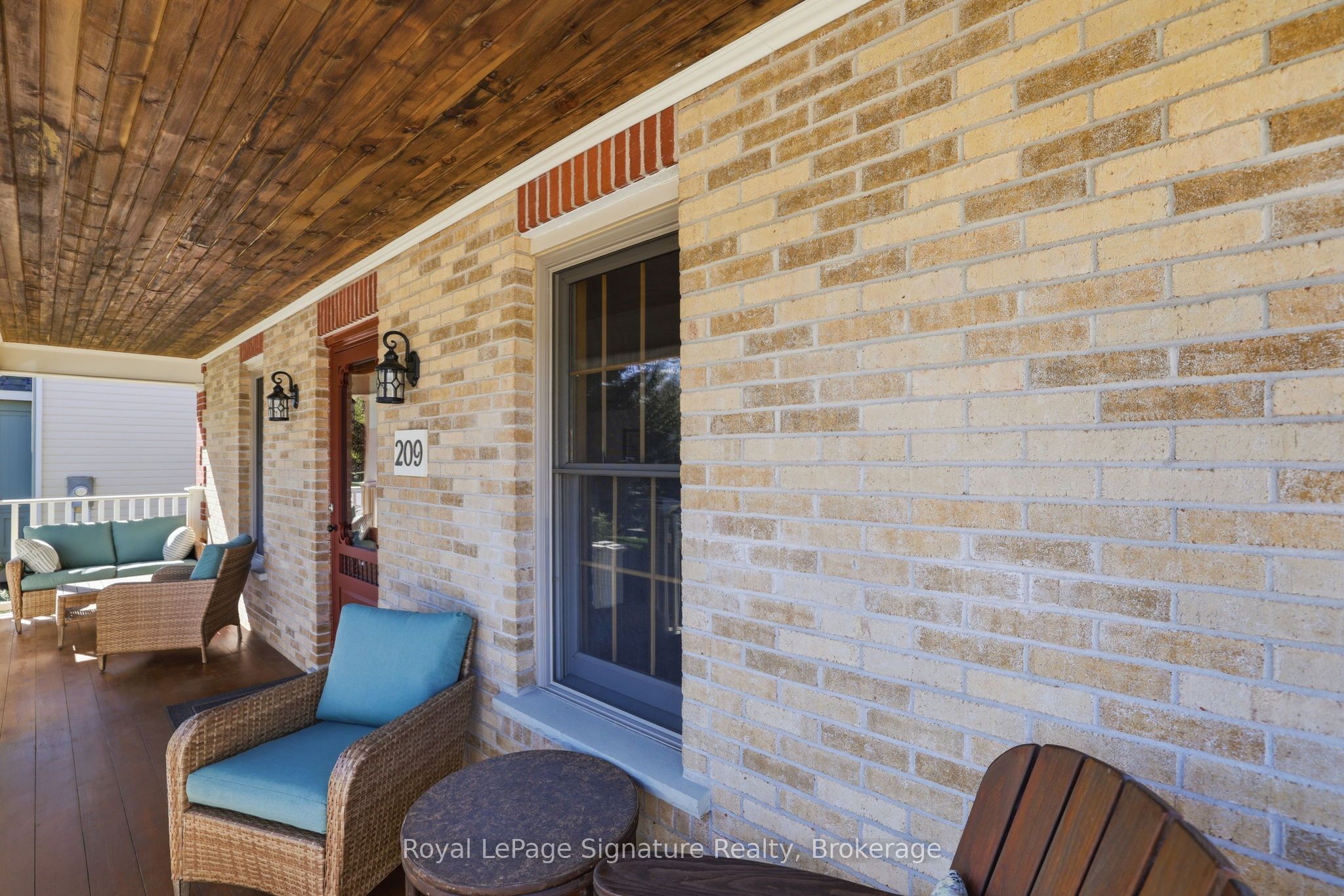 209 Summerhill Road Property Photo 4