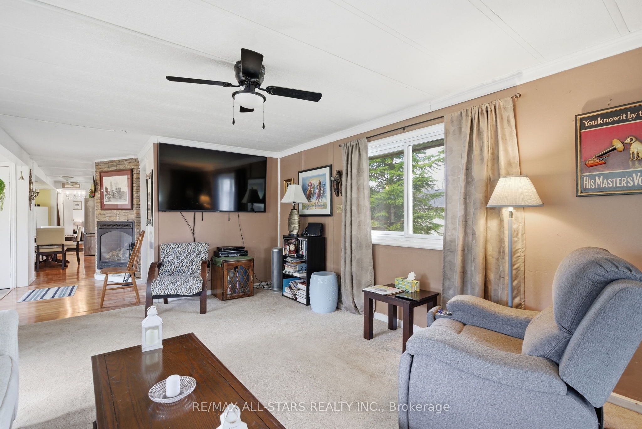 42 Otter Line Property Photo 8