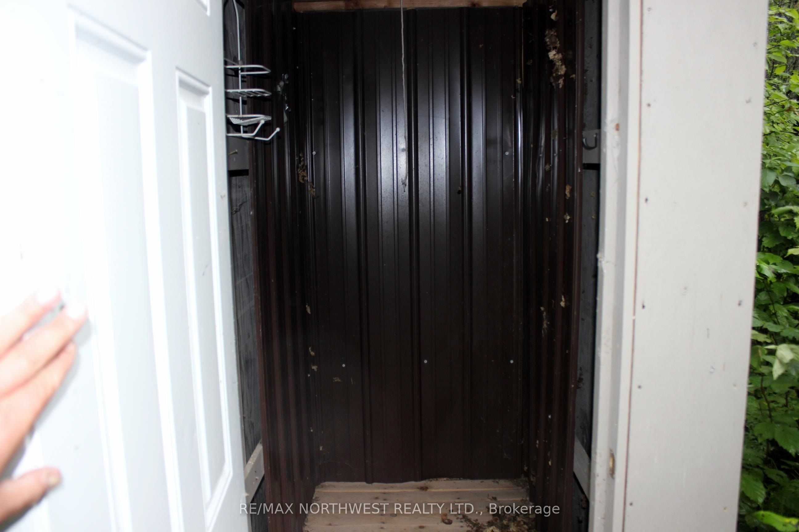 402 Andrews Rd Property Photo 19