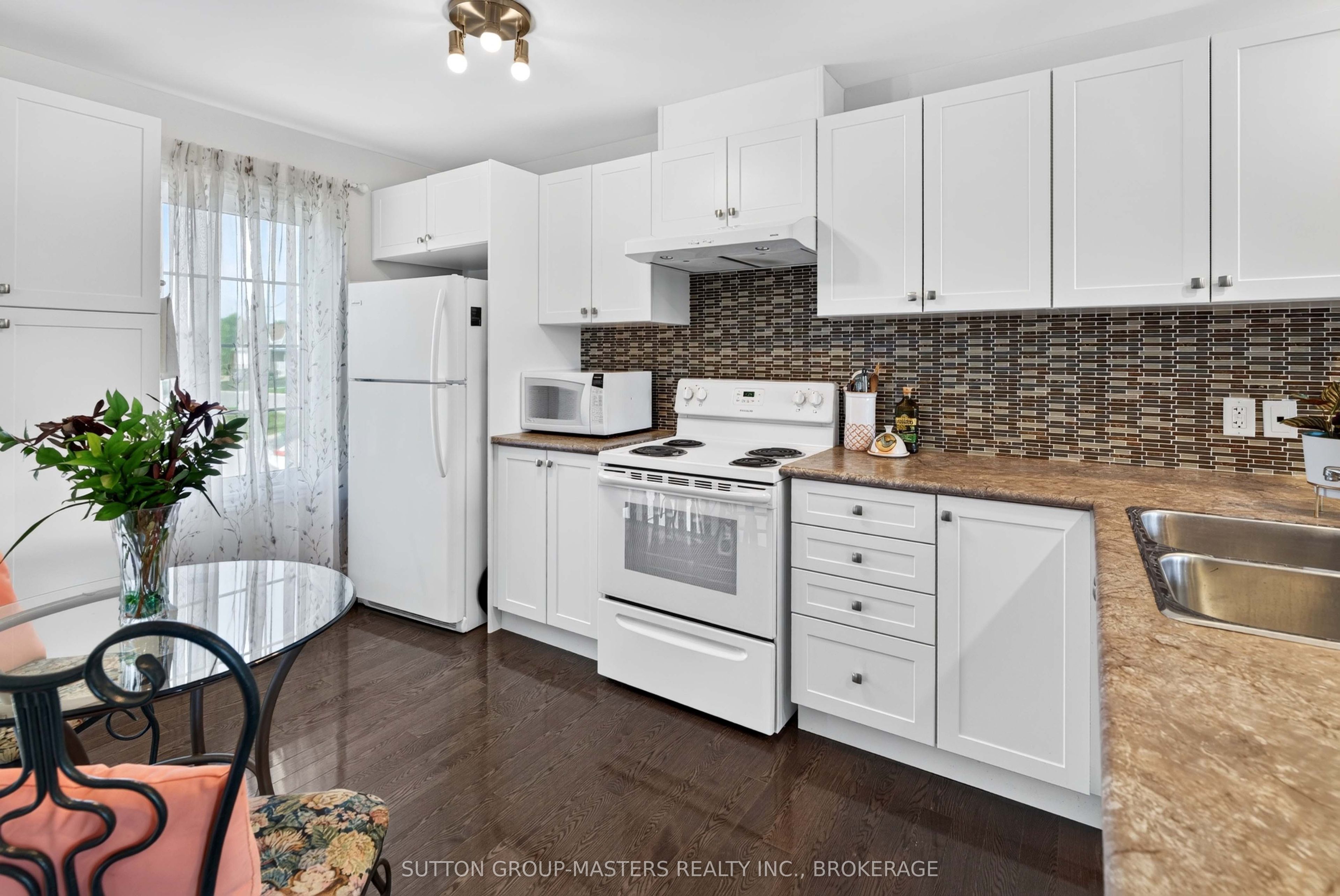 168 Britannia Crescent Property Photo 7