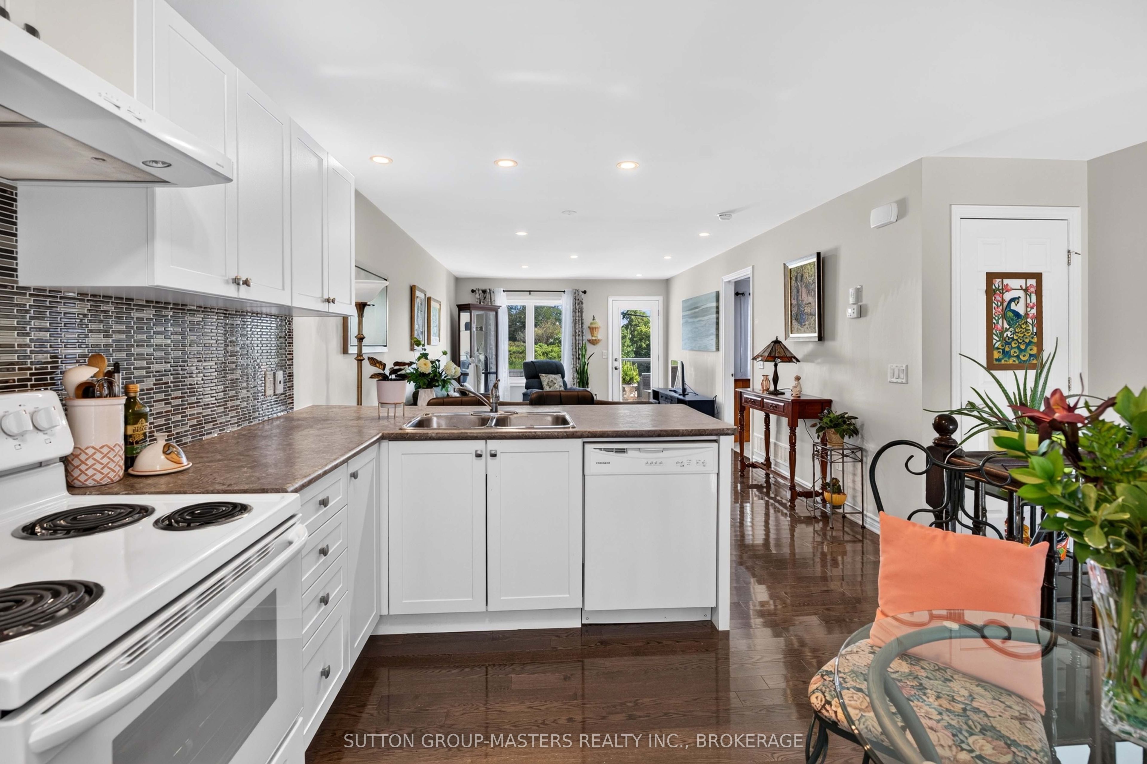 168 Britannia Crescent Property Photo 8