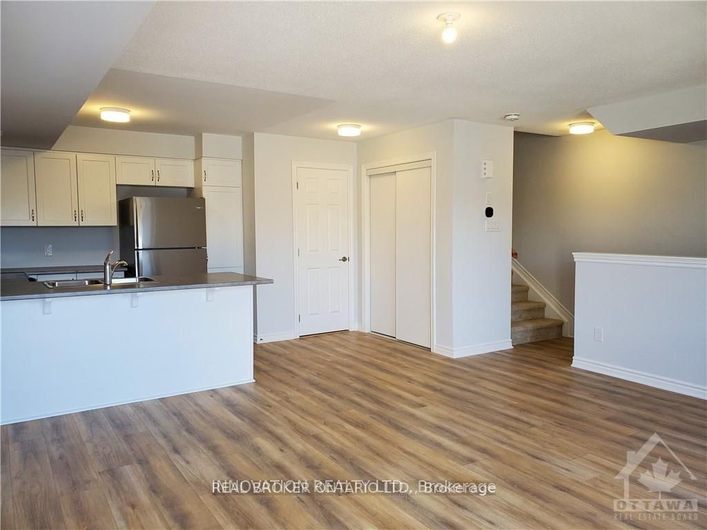 719 Rouncey Road Property Photo 4