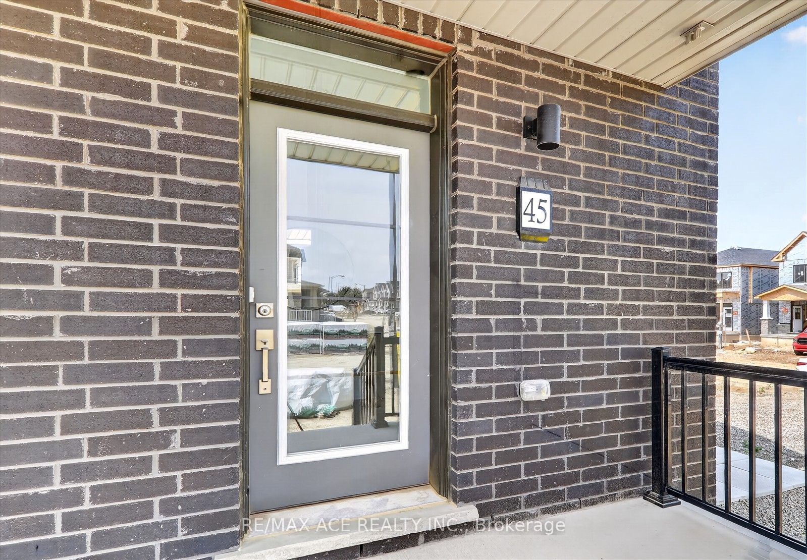 45 International Drive Property Photo 9