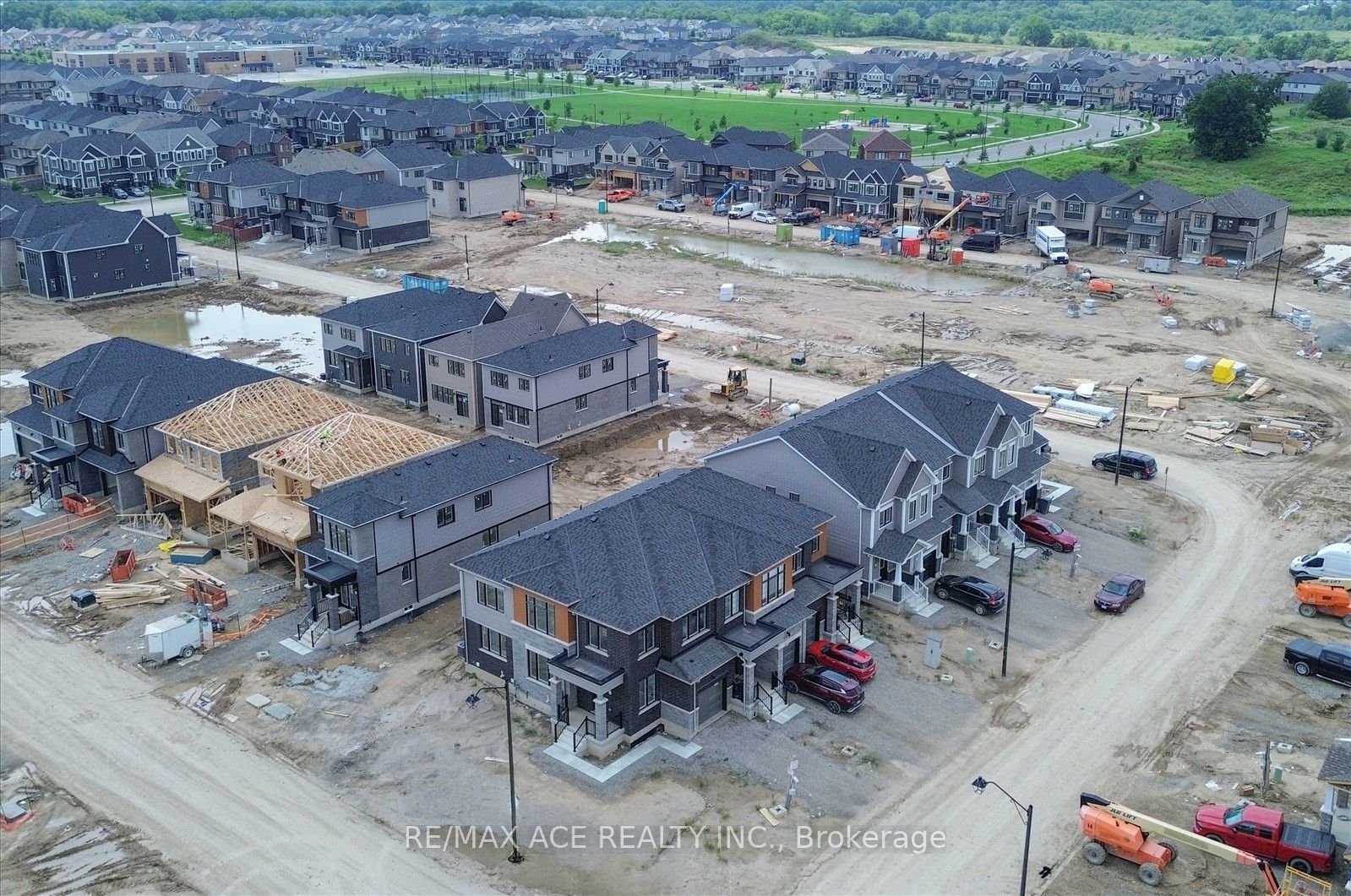45 International Drive Property Photo 41