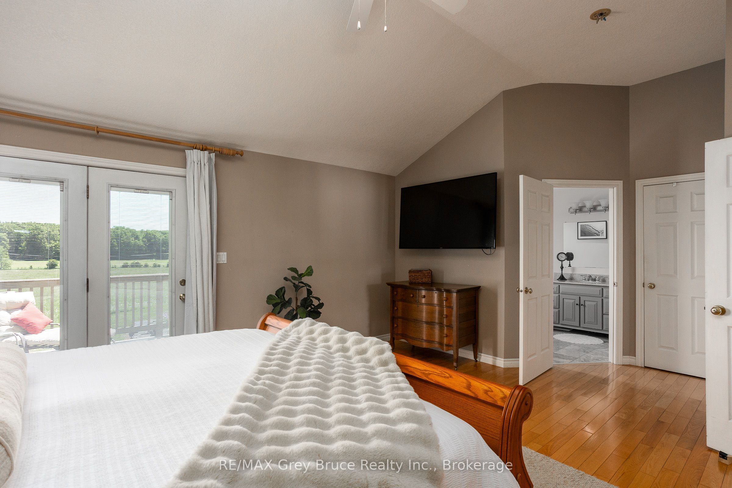 122152 Sideroad 12 Property Photo 20