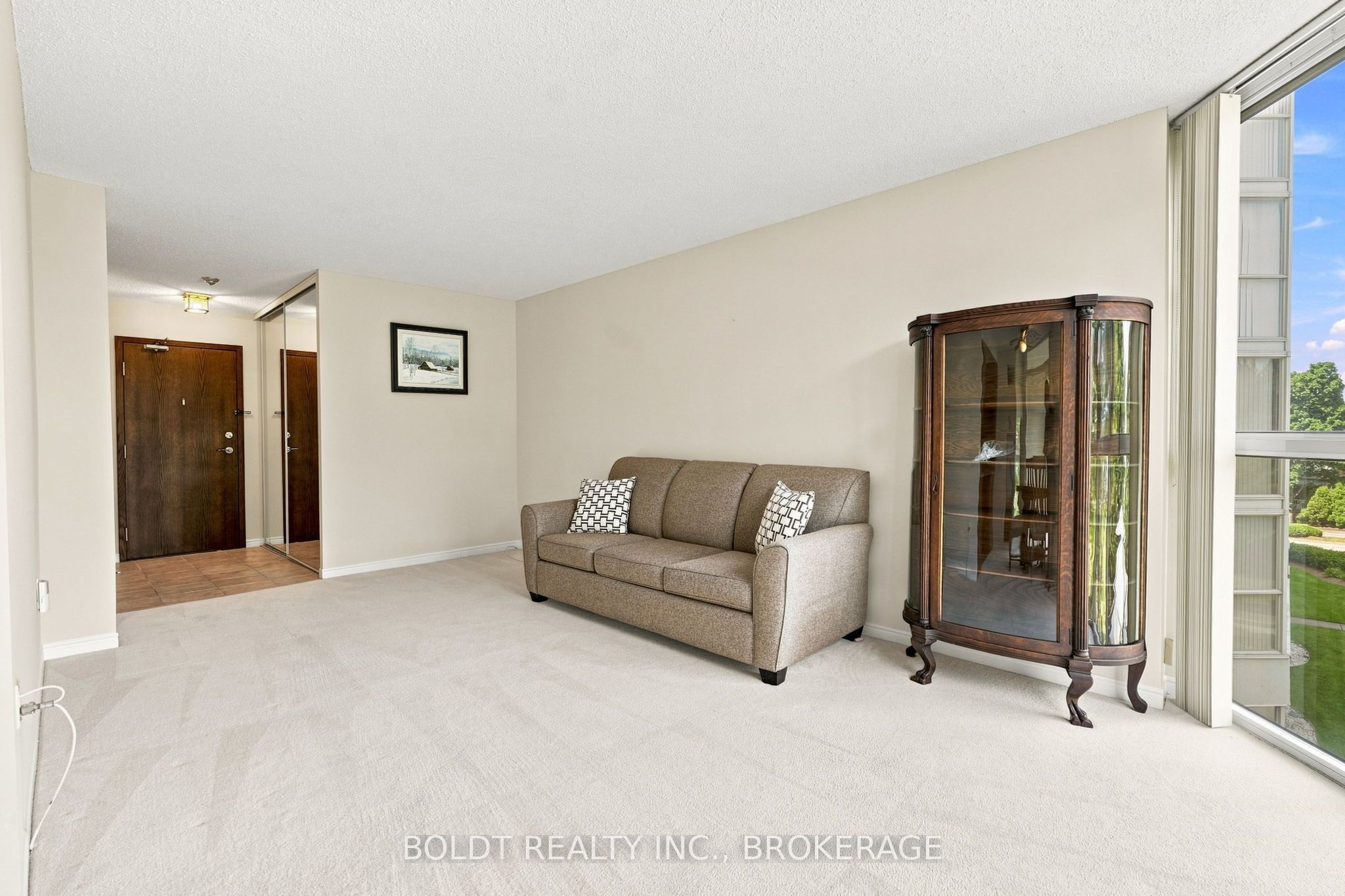 162 Martindale Road 306 Property Photo 13