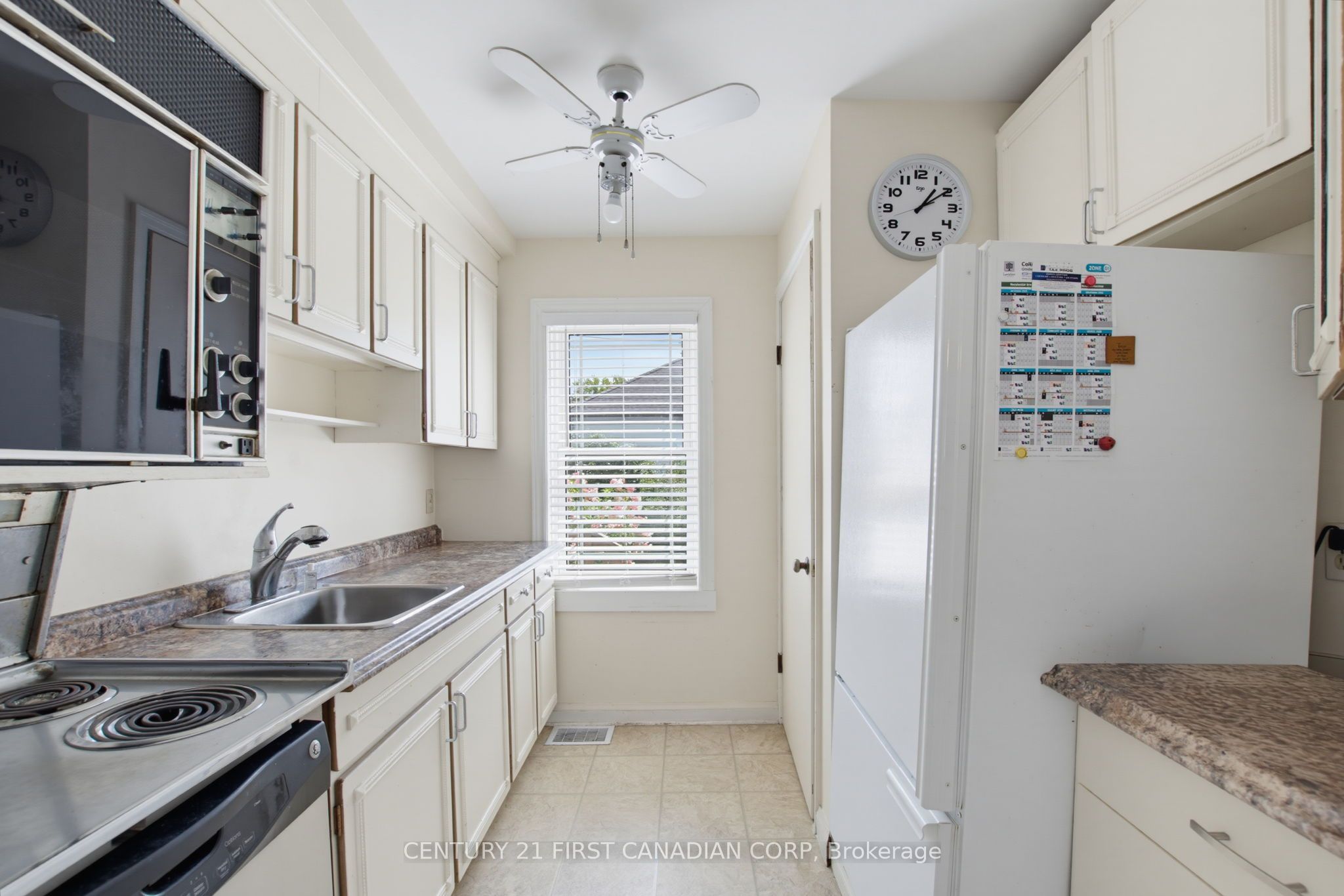 444 Forest Lawn Avenue Property Photo 6