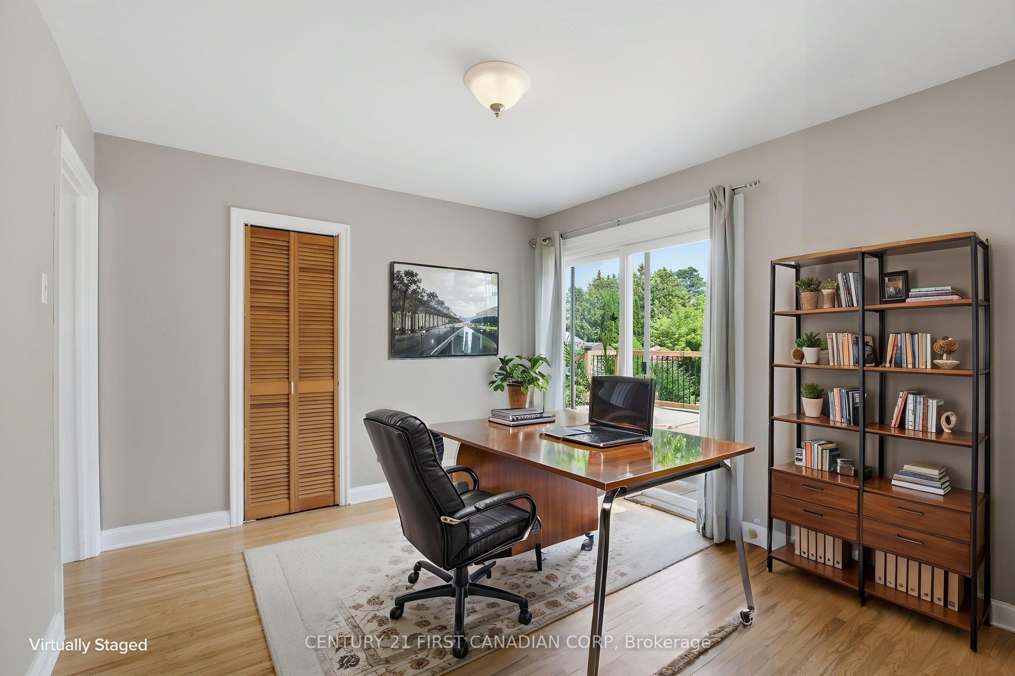 444 Forest Lawn Avenue Property Photo 17