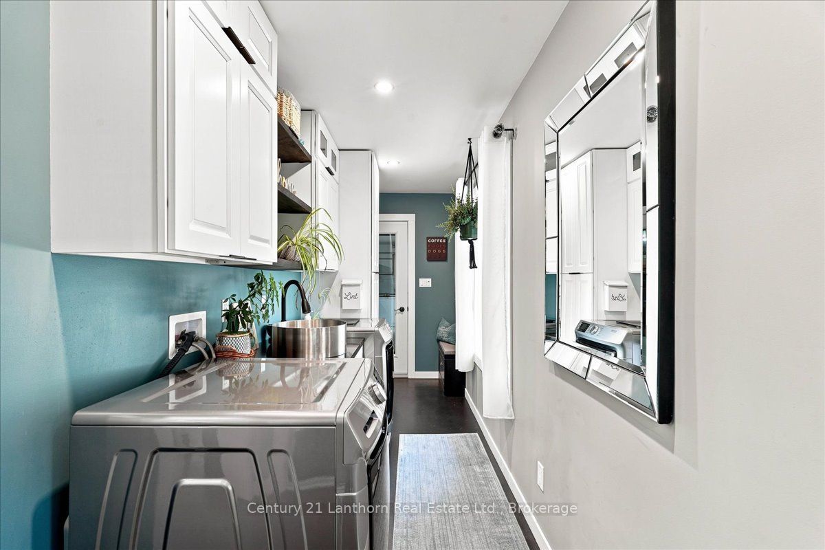 393 Wood Road Property Photo 19