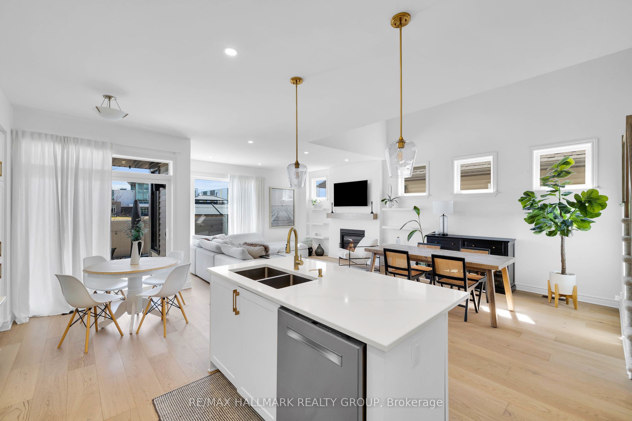 112 Crevasse Road Property Photo 8