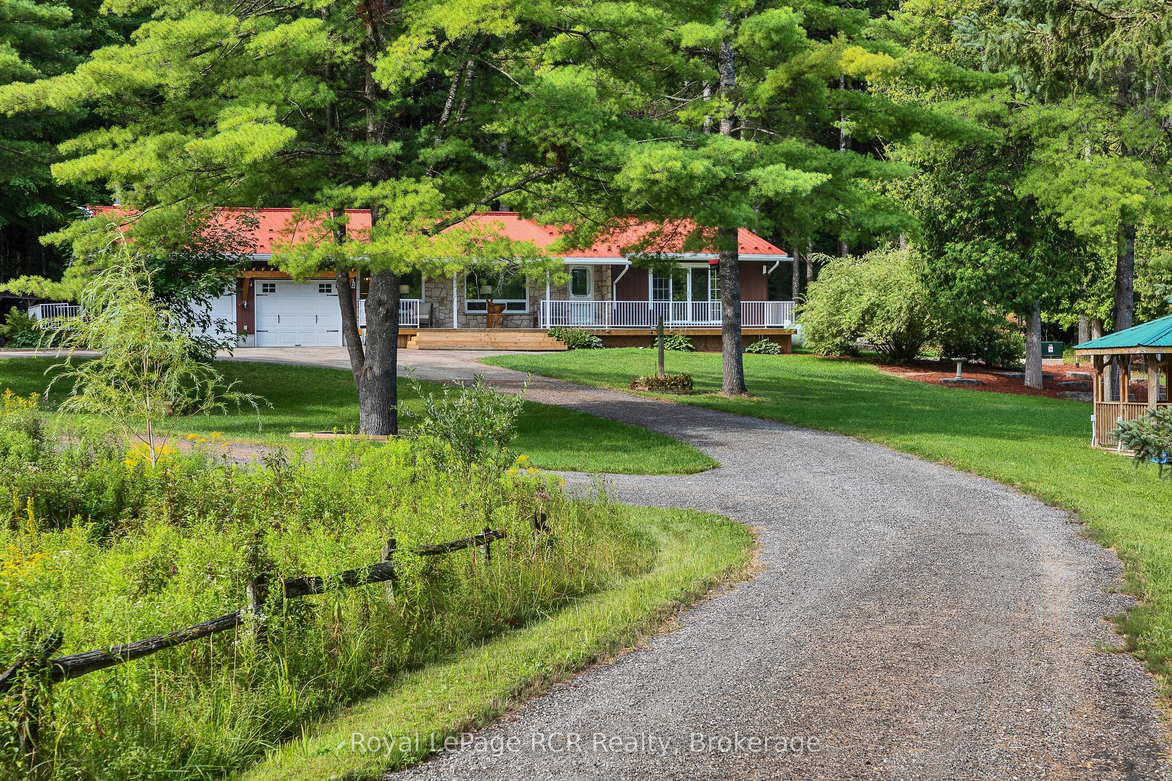 172376 Sideroad 25 Property Photo 2