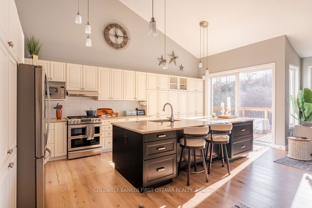 87 Wolff Crescent Property Photo 10